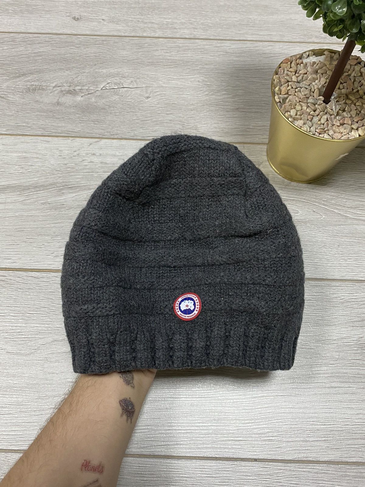 Canada goose slouchy beanie best sale