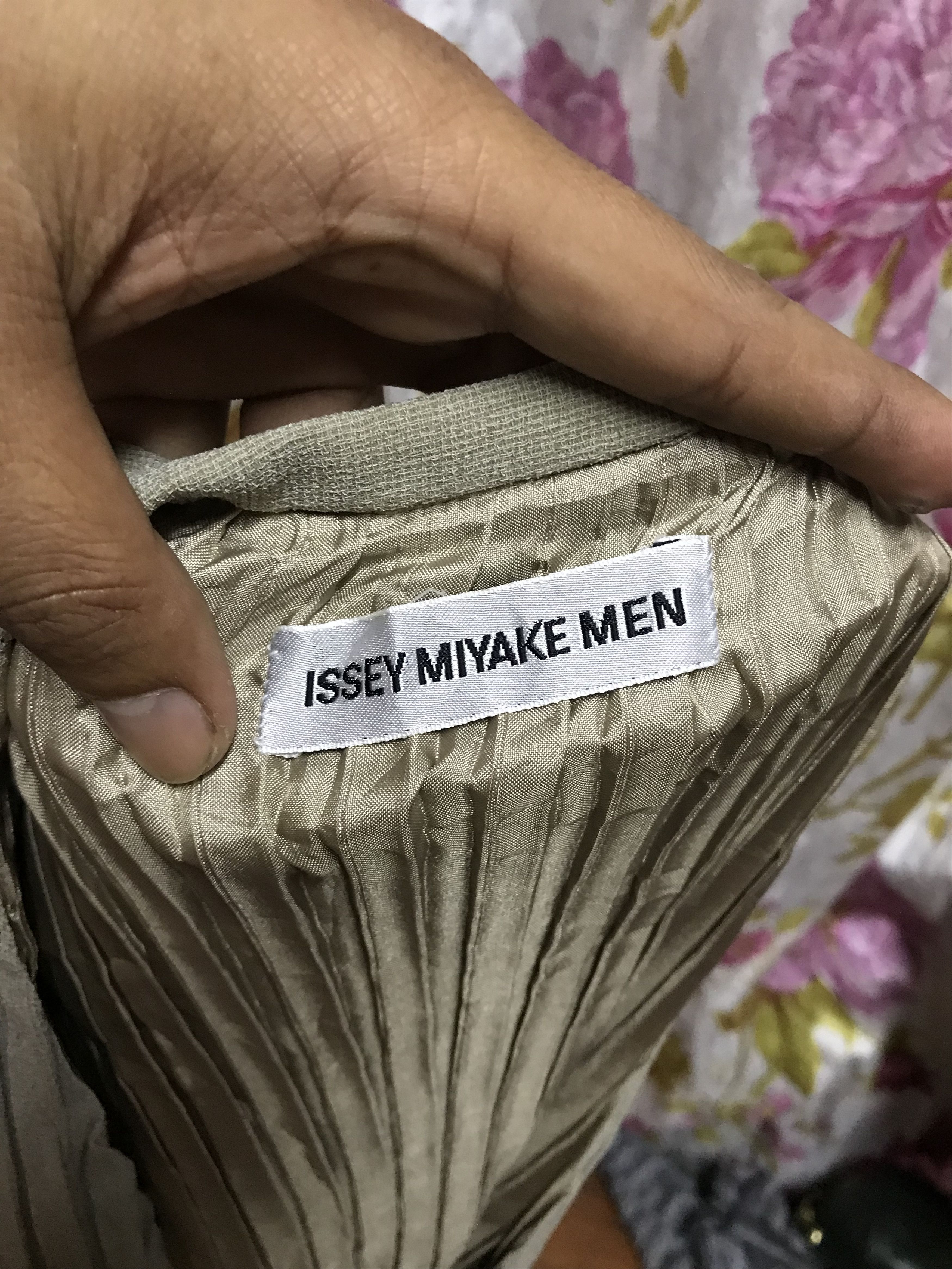 Issey Miyake Authentic Issey Miyake Men Pletse pletse Size US M / EU 48-50 / 2 - 3 Thumbnail