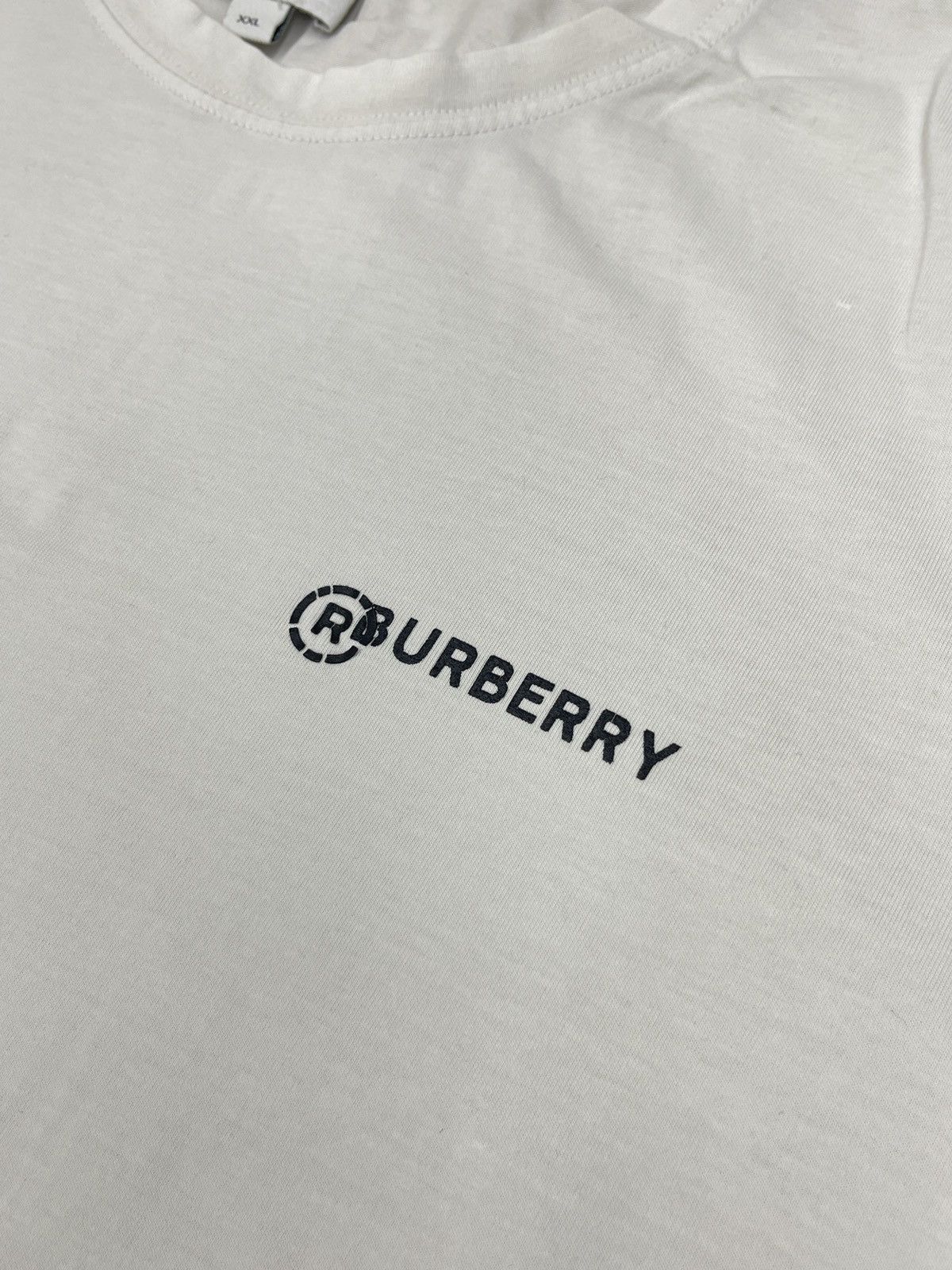 Burberry × Designer Mens Burberry London England Limited T Shirt White Big Logo Size US XL / EU 56 / 4 - 10 Thumbnail