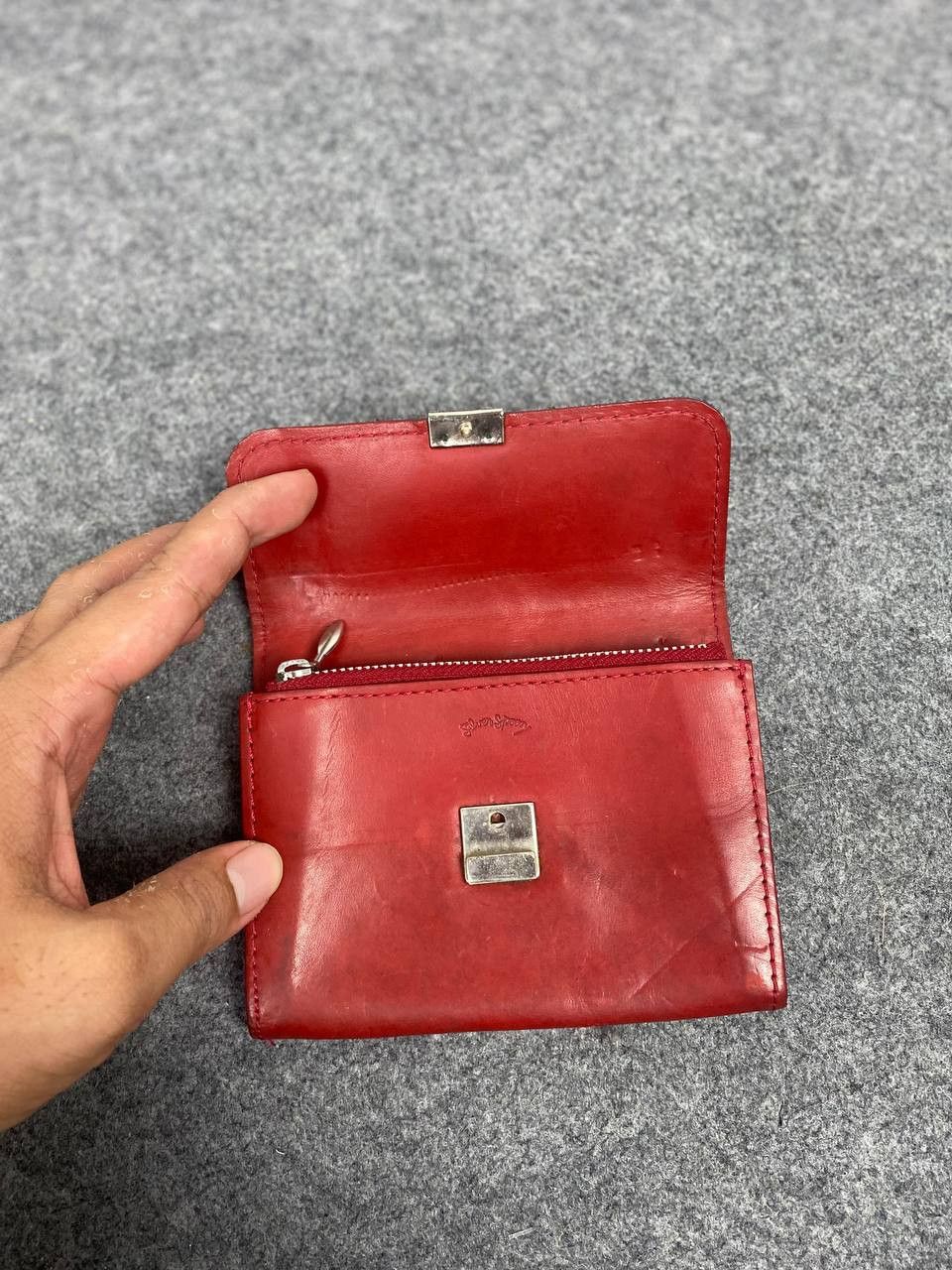 Leather silver spoony red leather bifold wallet nice design Size ONE SIZE - 3 Thumbnail