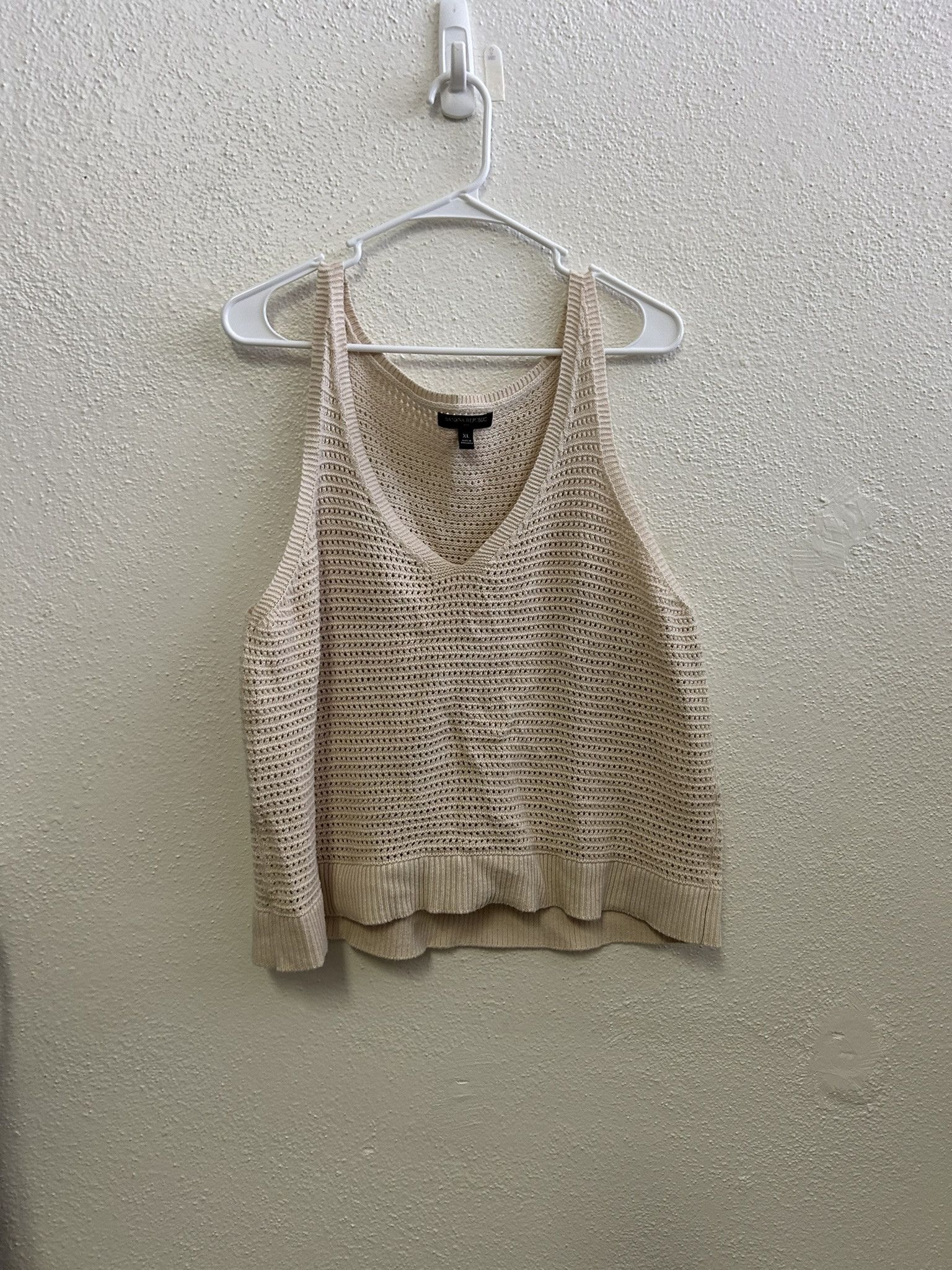Banana Republic BANANA REPUBLIC 100% COTTON BOHO CROCHET TOP SIZE XL Size XL / US 12-14 / IT 48-50 - 1 Thumbnail