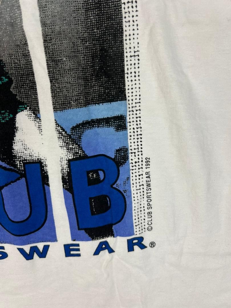 Vintage Vintage 90s Sport Wear T-Shirt / VolleyBall Tee / Photo Art Size US L / EU 52-54 / 3 - 4 Thumbnail