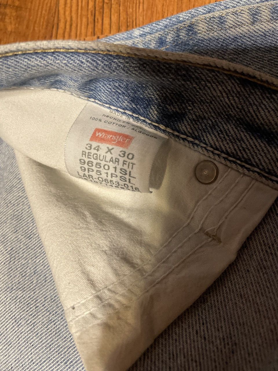 Wrangler Vintage Wrangler Light Wash Blue Jean Shorts Size US 34 / EU 50 - 3 Thumbnail