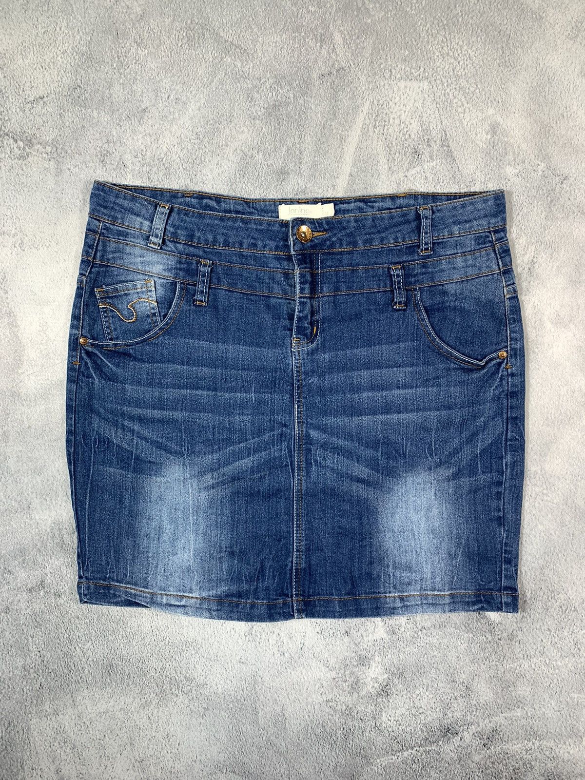 Japanese Brand × Vintage Vintage Y2K Japanese faded denim midi skirt streetwear style Size 36" / US 14 / IT 50 - 1 Thumbnail