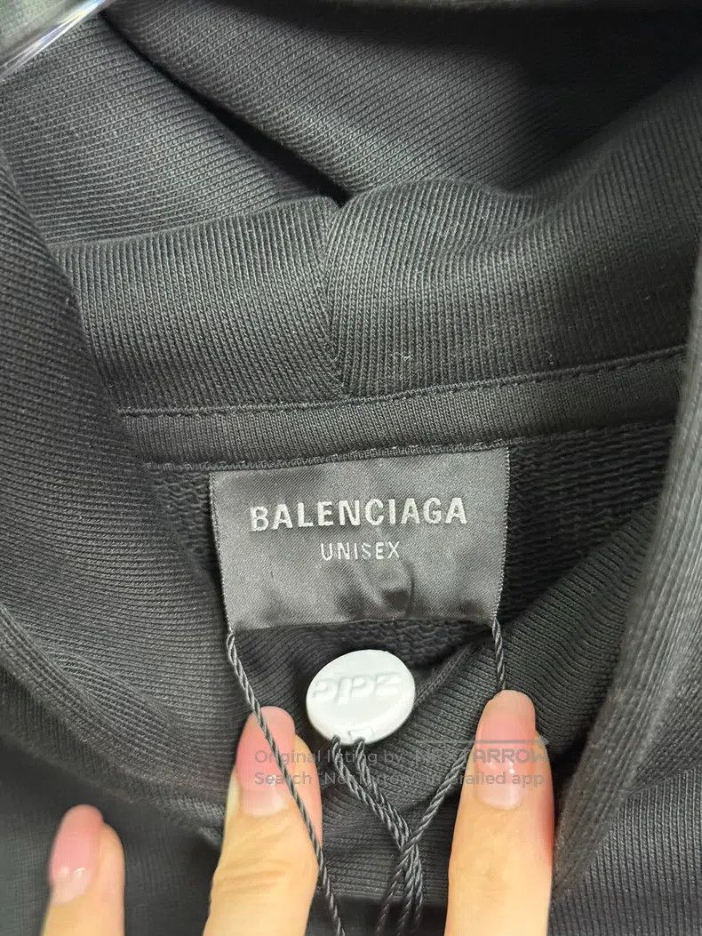 Balenciaga Balenciaga Back Diamond Logo Size US S / EU 44-46 / 1 - 3 Thumbnail