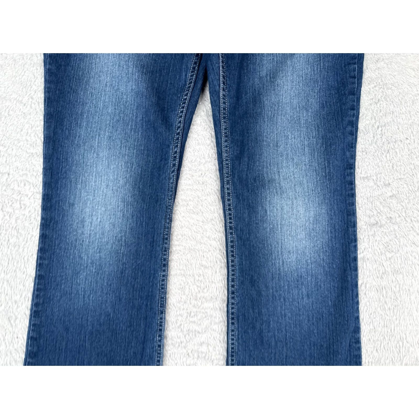 Apt. 9 Vintage Apt. 9 Blue Denim Bootcut Jeans Women 10 32in Inseam Embroidered Rhinestone 90s Size 32" / US 10 / IT 46 - 3 Thumbnail