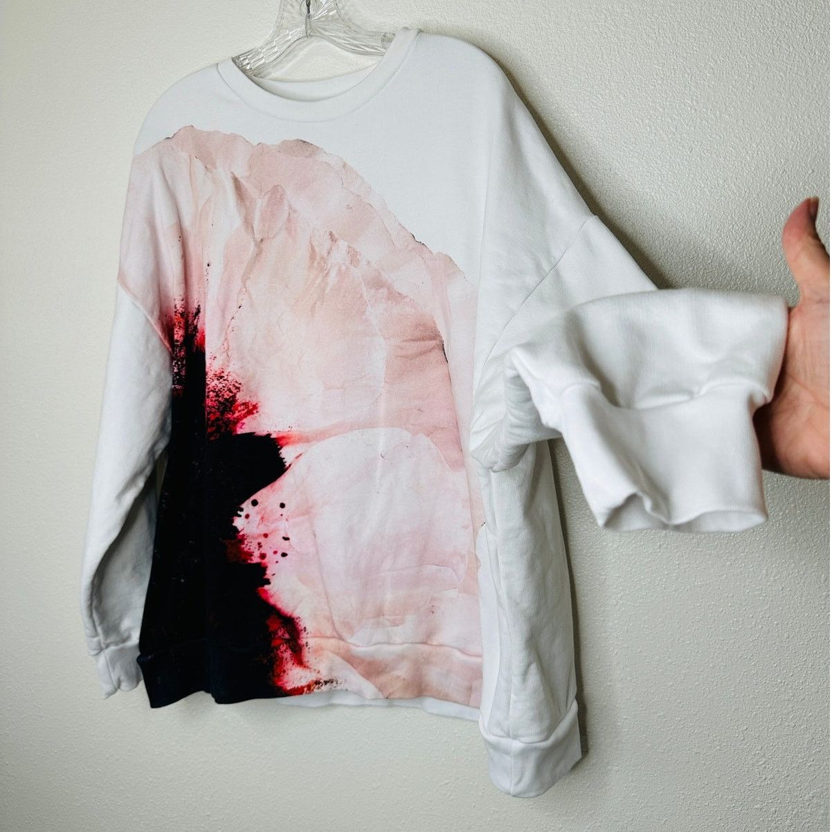 Alexander McQueen Alexander McQueen White Red Print Cotton Sweatshirt 46 / 12 Size XL / US 12-14 / IT 48-50 - 3 Thumbnail