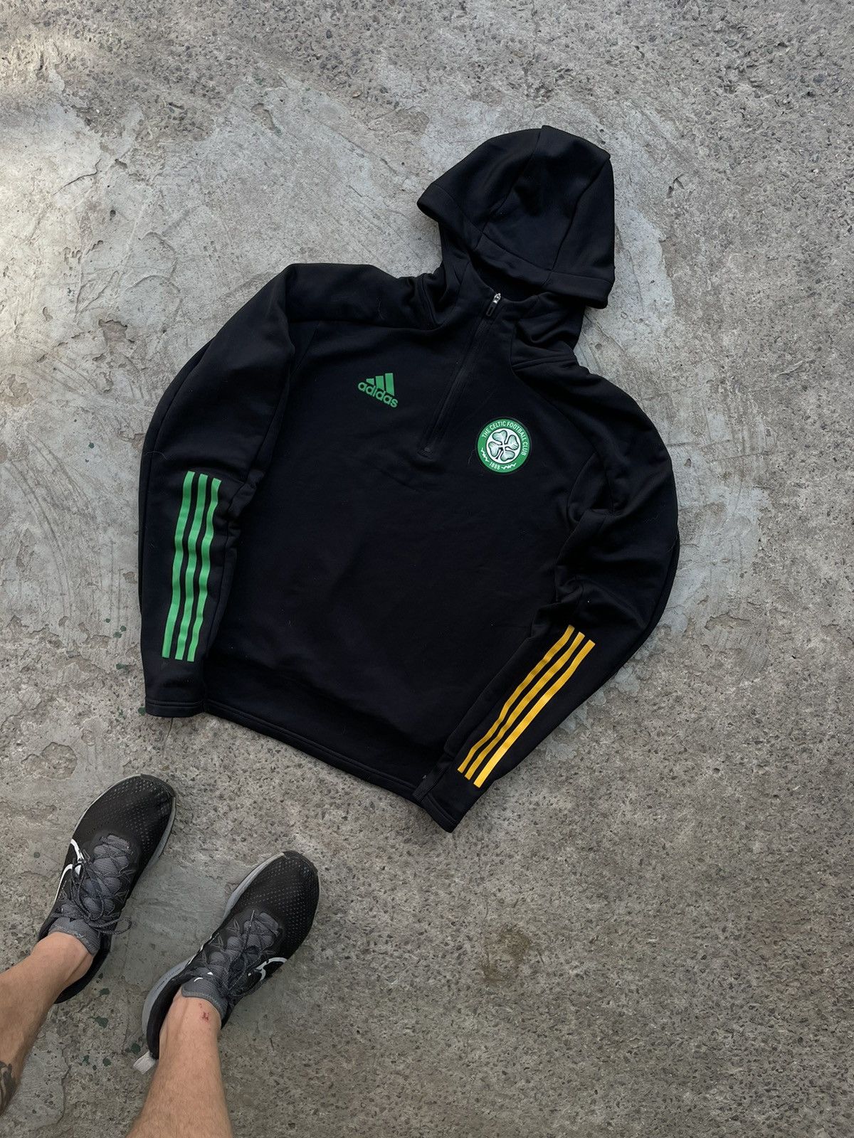Vintage Celtic Football Adidas Soccer Hoodie Jersey Blokecore Y2K ⚽️ Size US S / EU 44-46 / 1 - 7 Thumbnail