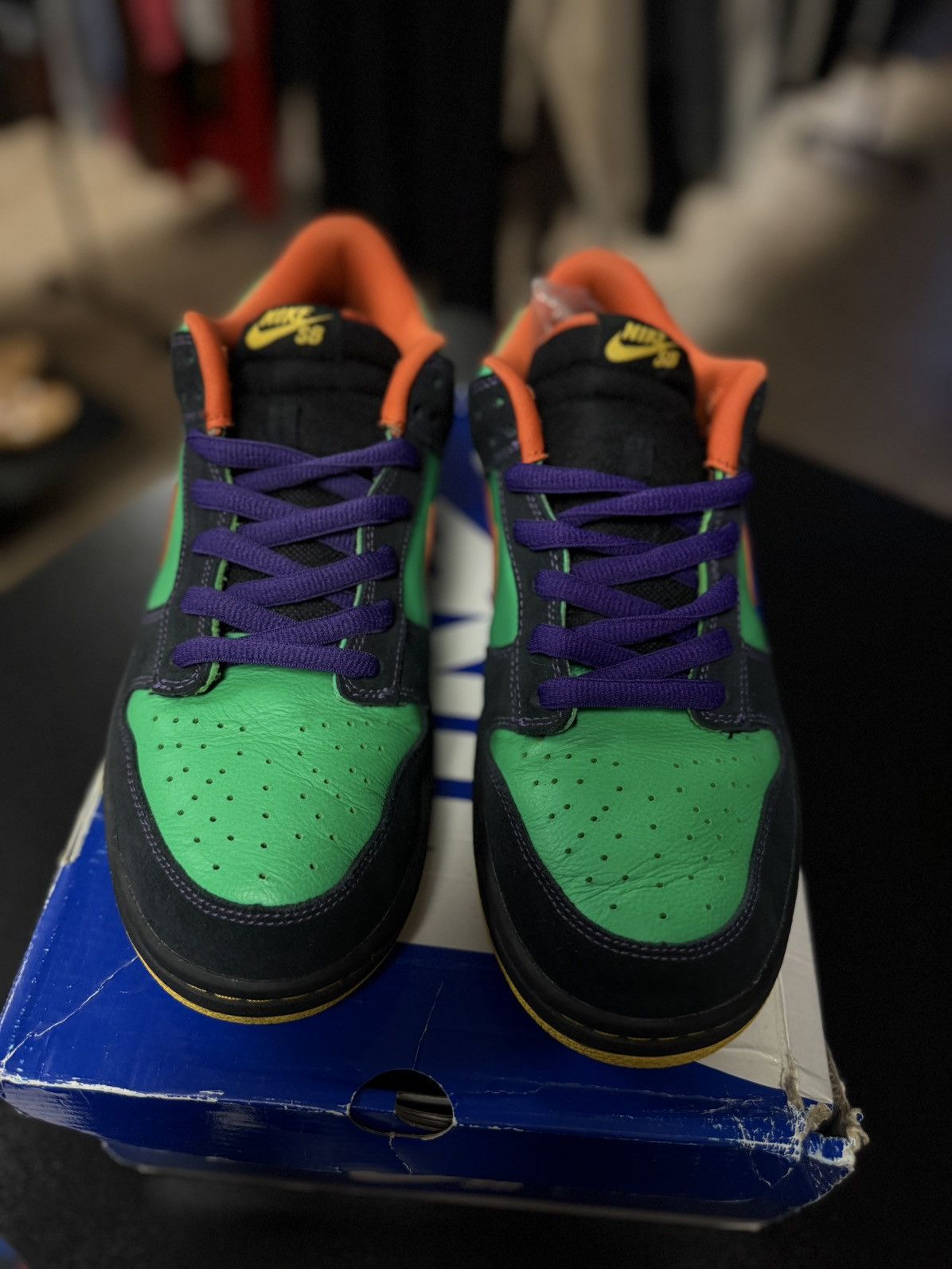 Nike Size 11 - Nike Dunk SB Low Green Spark Hoop Orange Halloween Size US 11 / EU 44 - 5 Thumbnail
