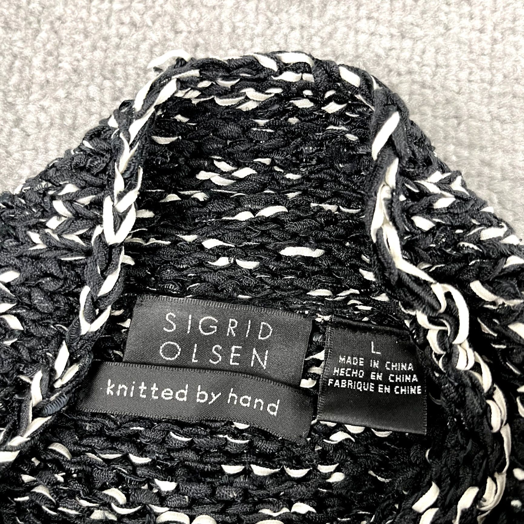Vintage Sigrid Olsen Sweater Women's Large Black Ivory Hand Knit Mock Neck Silk Nylon L/S Pullover Size L / US 10 / IT 46 - 2 Thumbnail