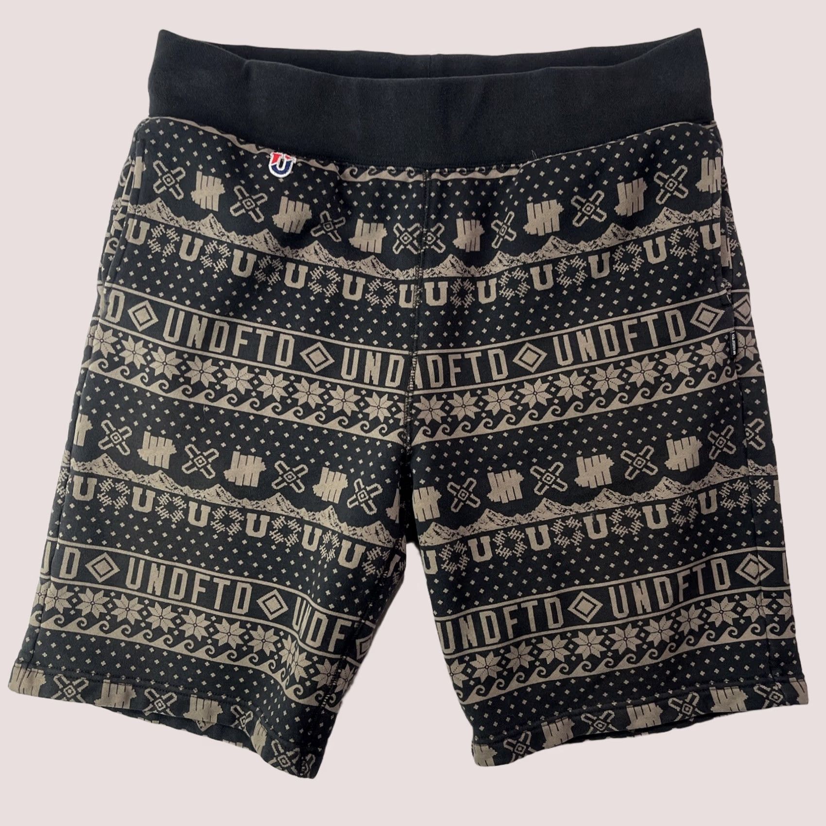 Undefeated VINTAGE Undefeated Shorts Mens Medium UNDFTD Black Fair Isle Sweats Logo Size US 31 - 1 Thumbnail