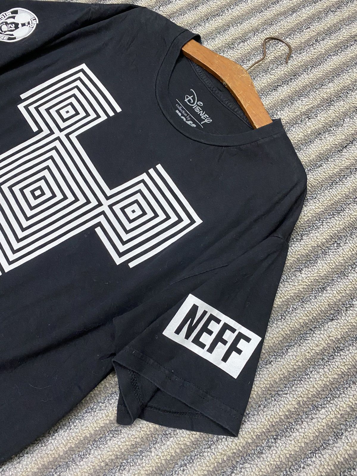 Cartoon Network × Disney × NEFF Disney Mickey Mouse x Neff Size US L / EU 52-54 / 3 - 2 Thumbnail