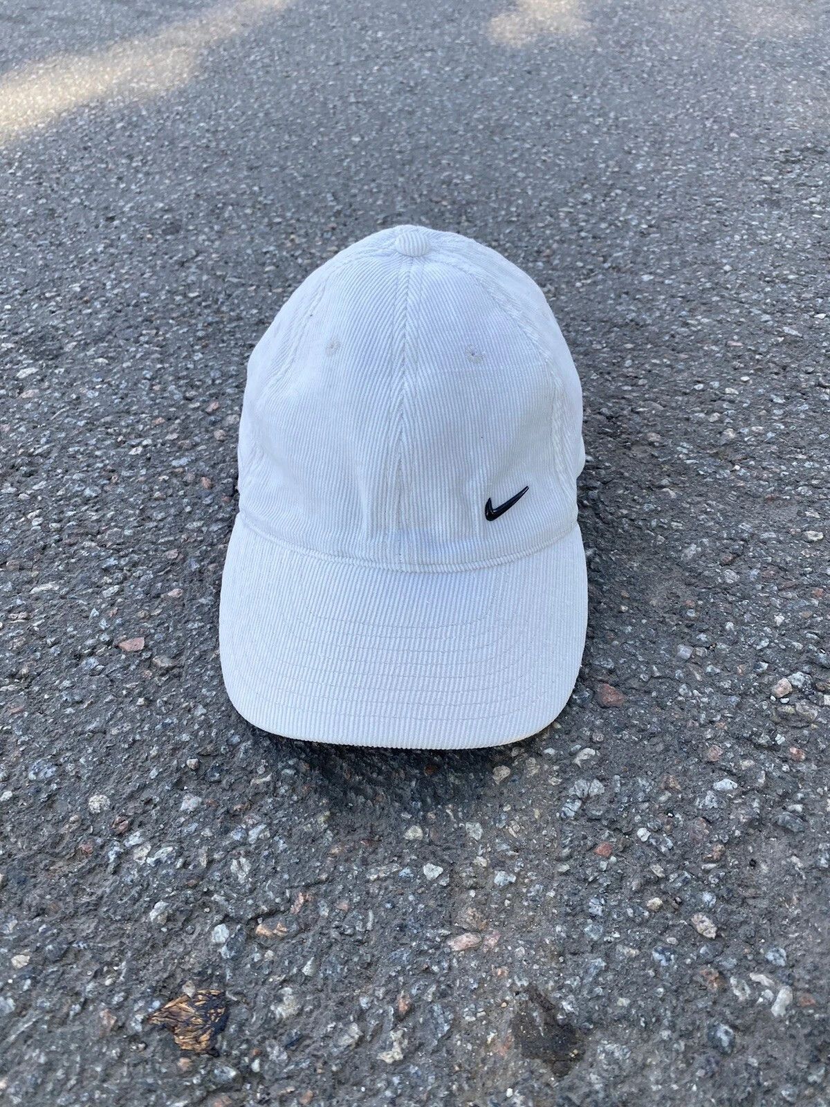 Nike Nike Vintage Rare Cap Size ONE SIZE - 1 Thumbnail