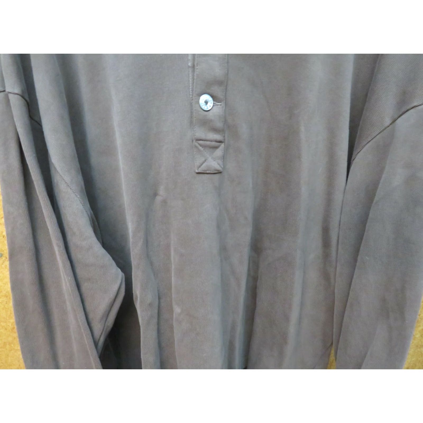 Orvis VINTAGE Orvis Shirt Brown Long Sleeve Button-Down Collared Dress Shirt Men XXL Brown collared Shirt Mens 2XL Long Sleeve Button-Down Size US XXL / EU 58 / 5 - 3 Thumbnail