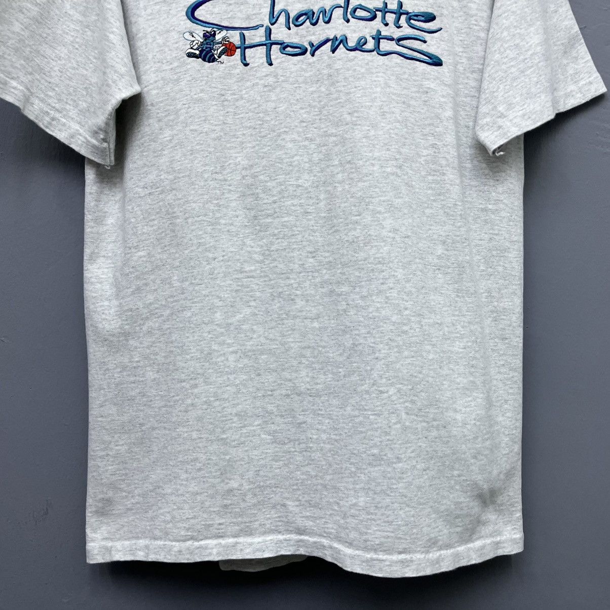 Salem Sportswear Vintage 90s Charlotte Hornets T-shirt Size US M / EU 48-50 / 2 - 4 Thumbnail