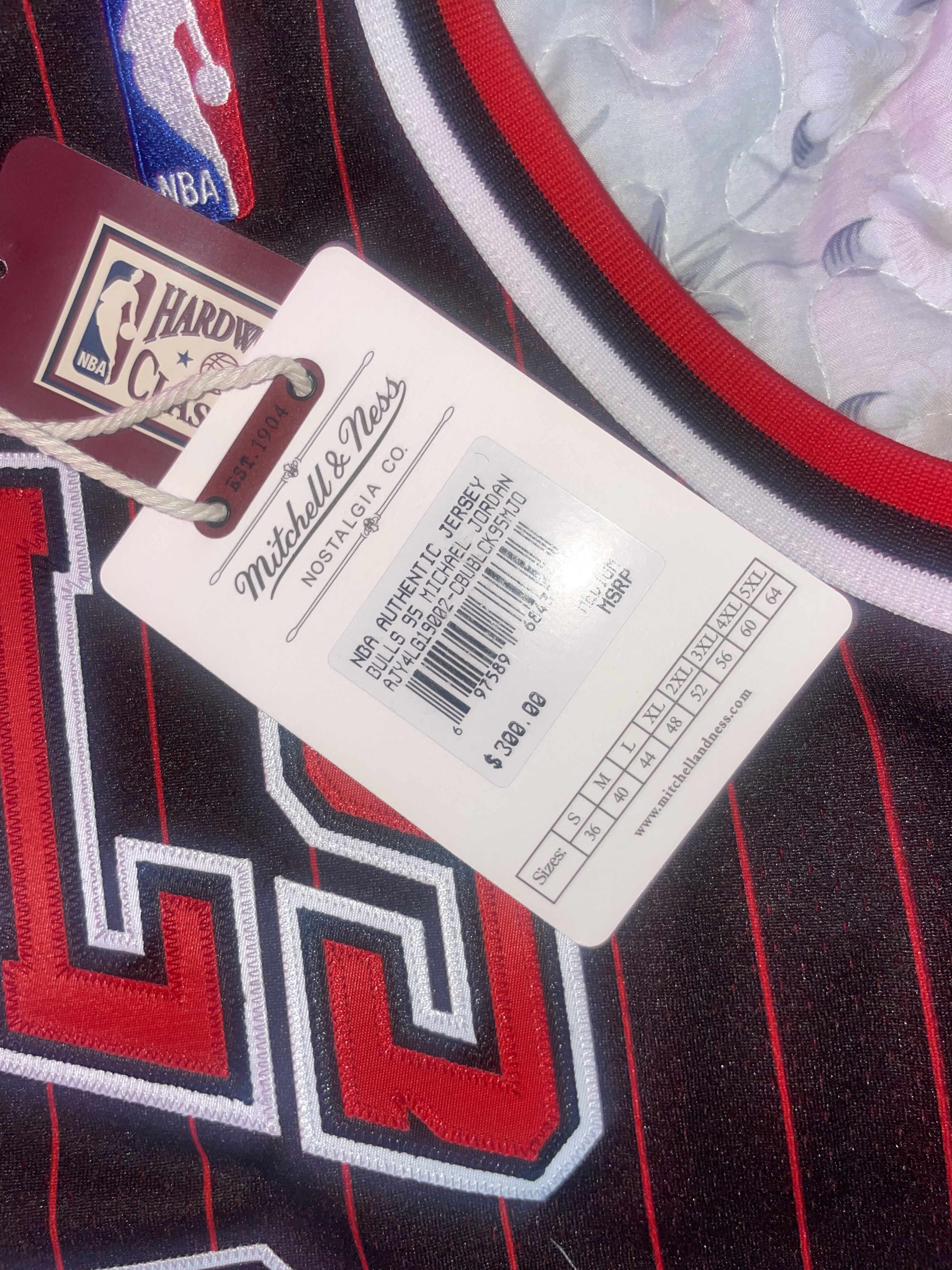 Mitchell & Ness Authentic Chicago bulls Mitchell and ness jersey Size US M / EU 48-50 / 2 - 4 Thumbnail