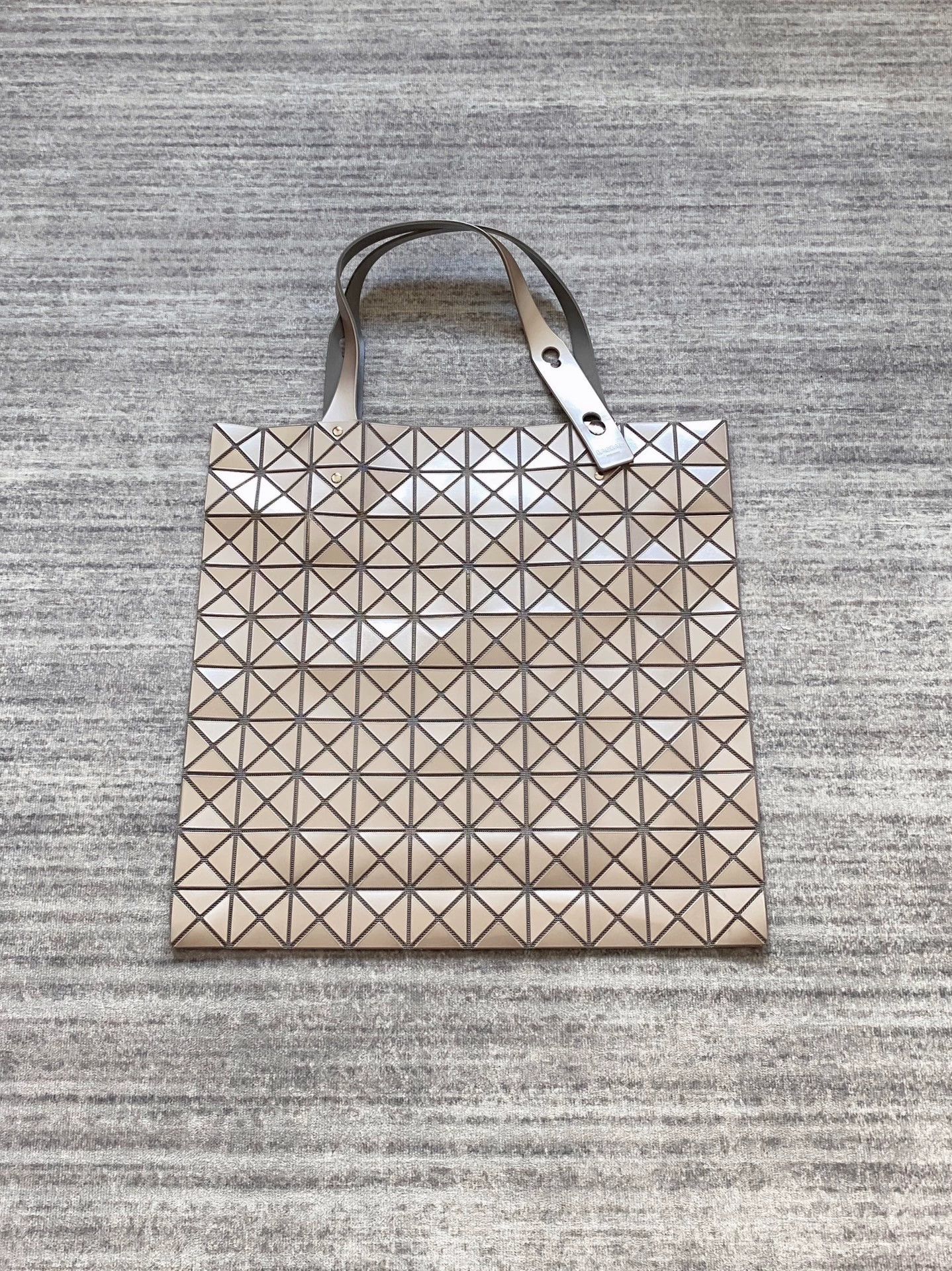 Issey Miyake Issey Miyake 10-Grid Metallic Gray Tote Bag Size ONE SIZE - 2 Thumbnail
