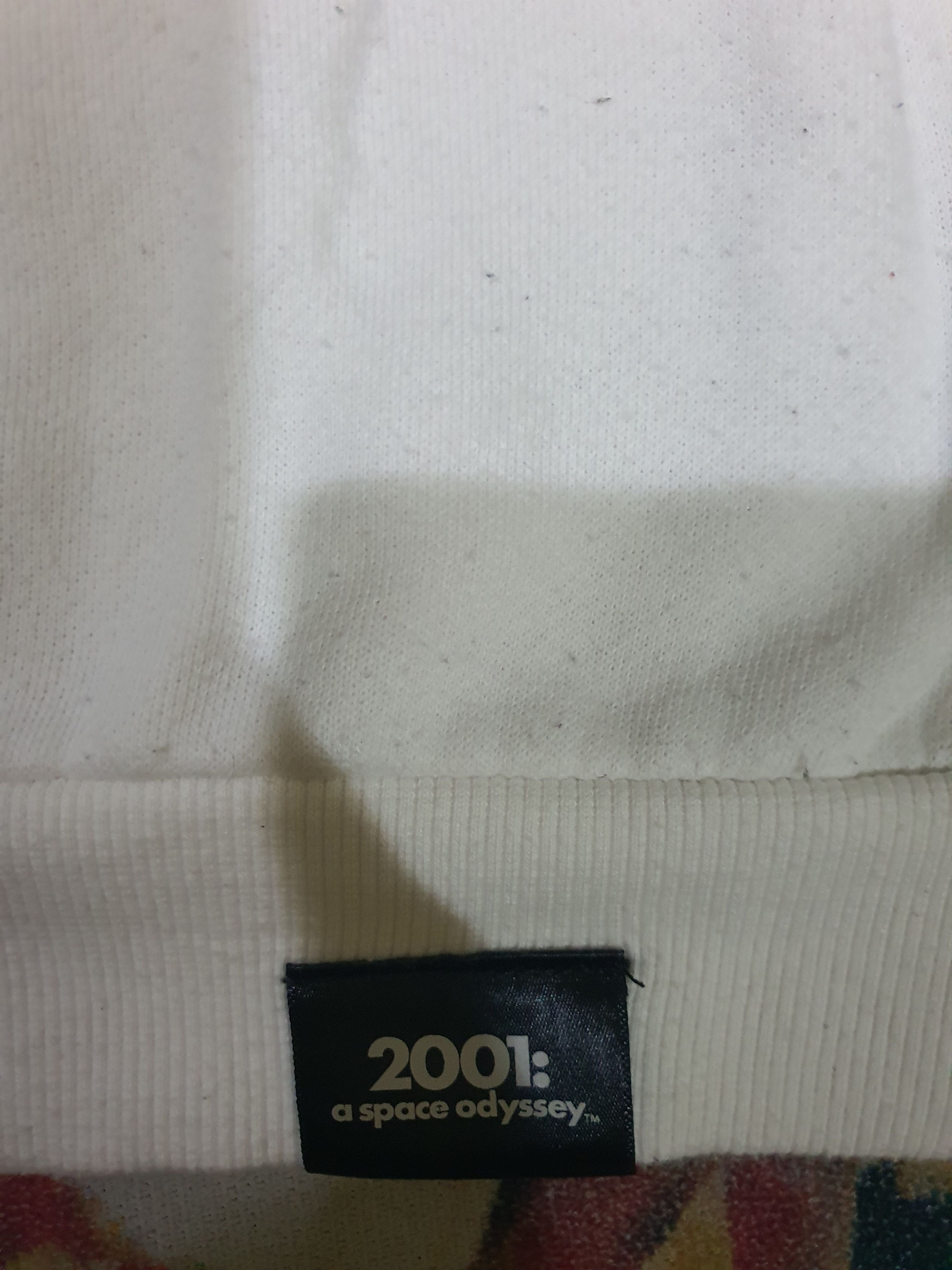 Vintage Bioworld 2001: A Space Odyssey Galaxy Text Logo Crew Neck Size L / US 10 / IT 46 - 4 Thumbnail