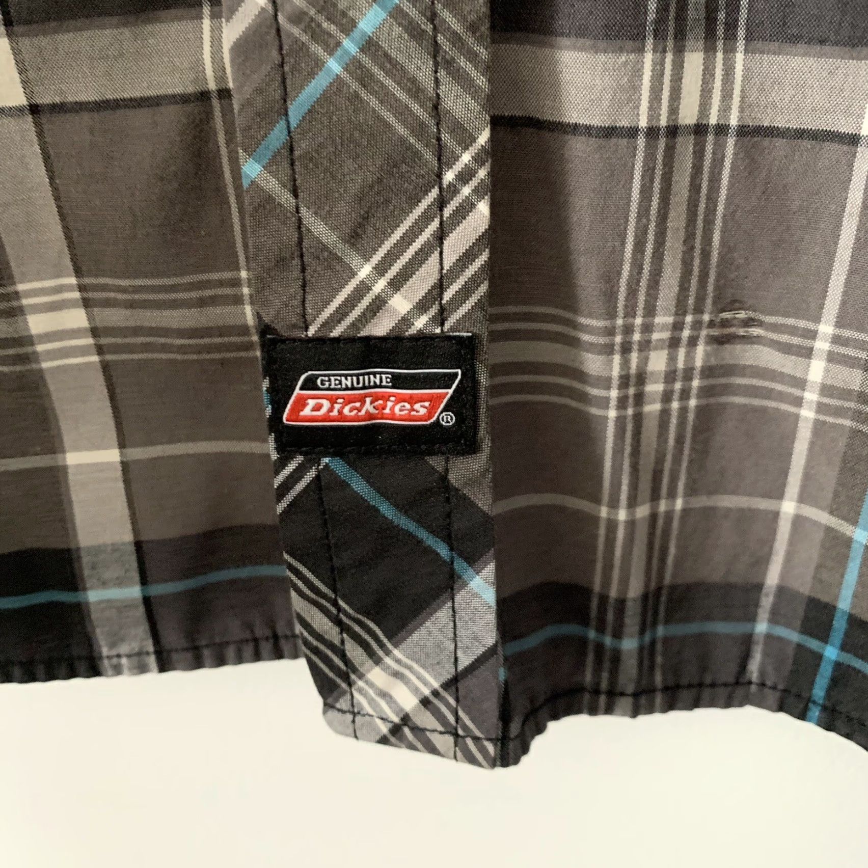 Dickies DICKIES Shirt Mens Medium Gray Plaid Cotton Blend Utility Pockets Button-Up Short Sleeve Workwear Casual Size US M / EU 48-50 / 2 - 4 Thumbnail
