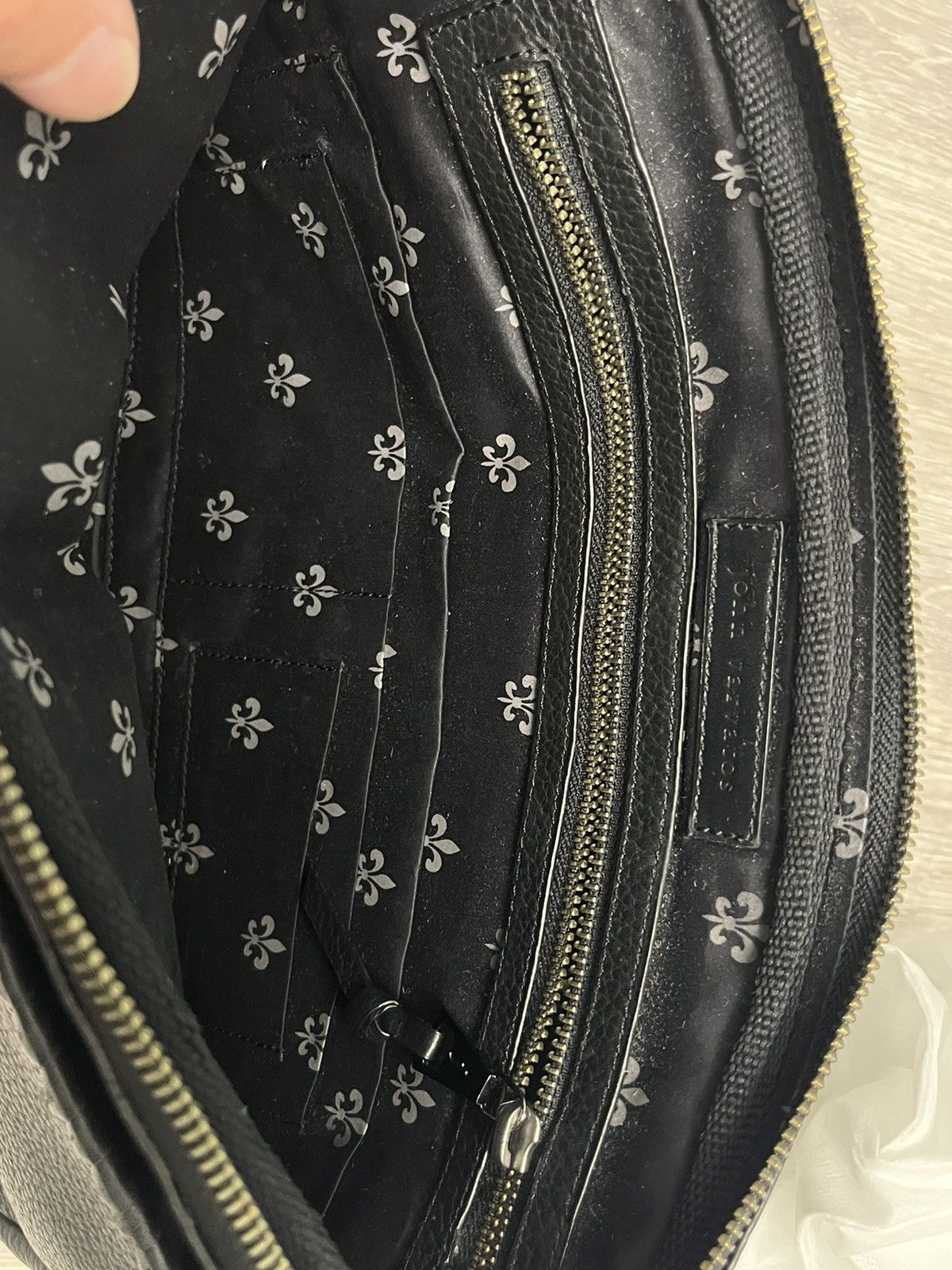 John Varvatos Leather Whipstitched Pouch Size ONE SIZE - 8 Thumbnail