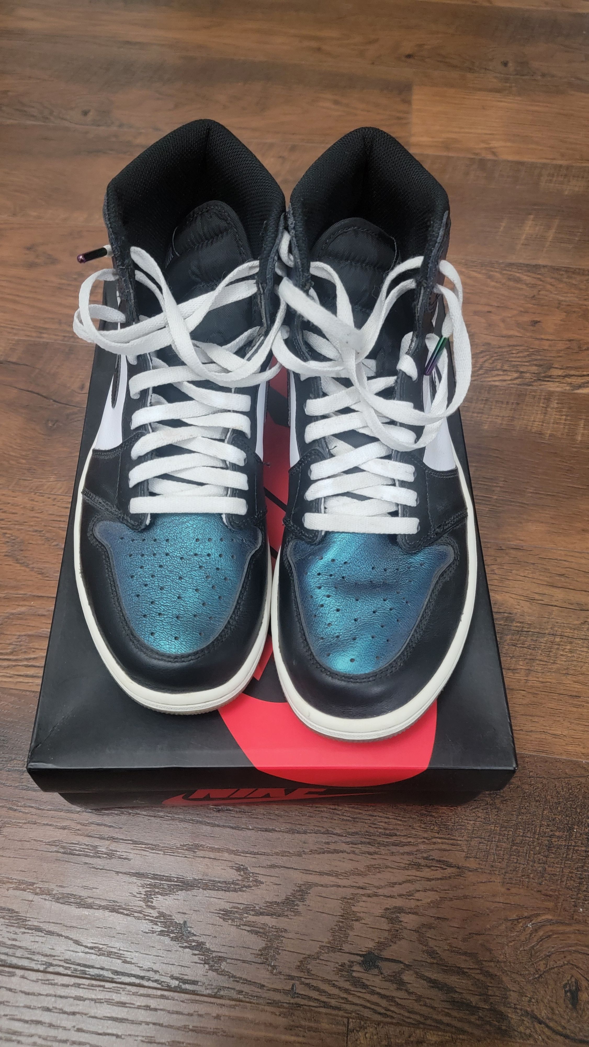 Nike Air Jordan 1 High OG Chameleon Size US 10 / EU 43 - 3 Thumbnail