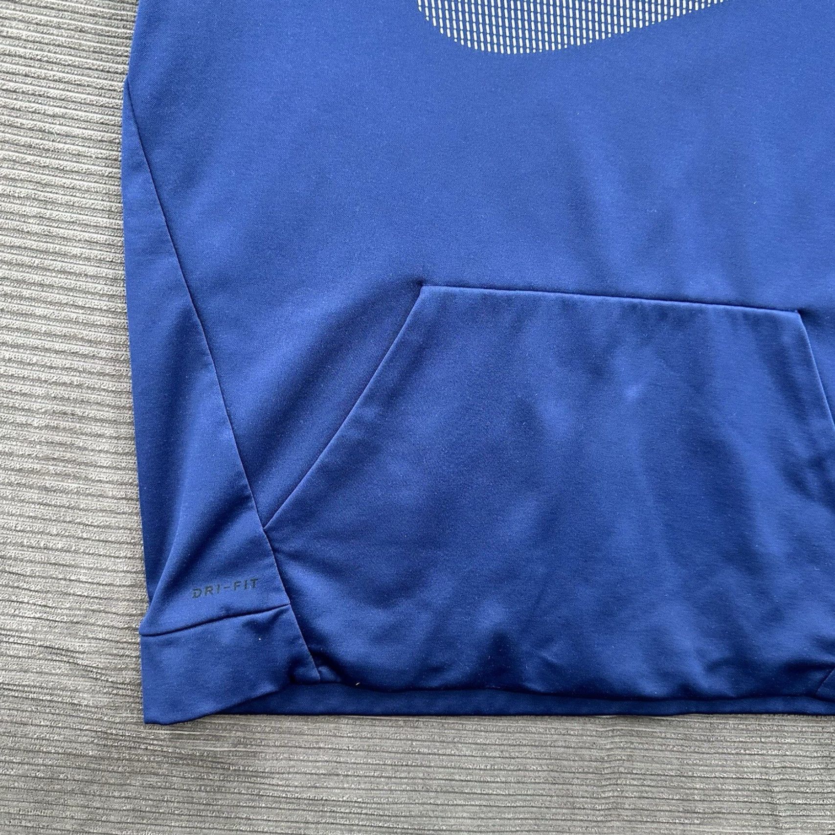 Nike Nike Hoodie Men XL Blue Polyester Long Sleeve Gym Training Outdoors Size US XL / EU 56 / 4 - 7 Thumbnail
