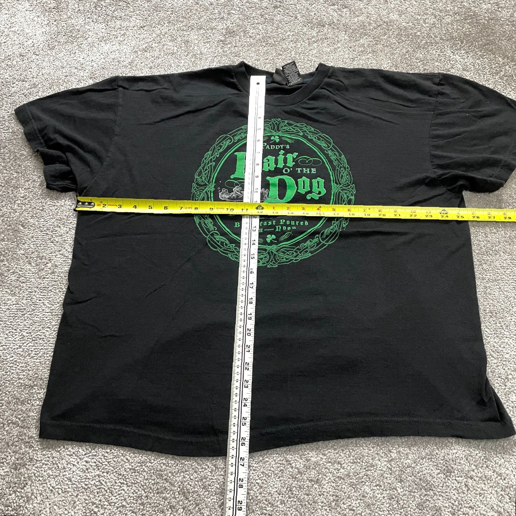 Vintage St. Paddy's T-Shirt Men 2XL Black Crew Neck Short Sleeve Graphic Tee Shirt Shirt T-Shirt Mens Black 2XL St. Paddy's Beer Classic USA 90s? Size US XXL / EU 58 / 5 - 7 Thumbnail