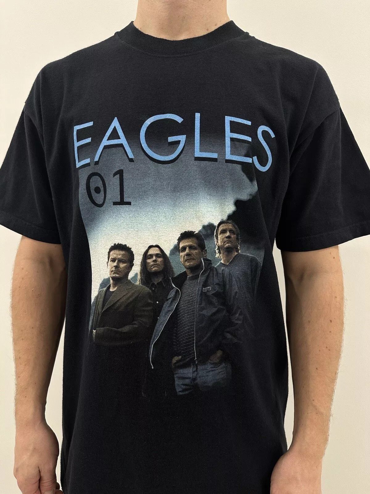 Other VINTAGE THE EAGLES 2001 WORLD TOUR SHIRT TEE BAND CONCERT Size US L / EU 52-54 / 3 - 5 Thumbnail