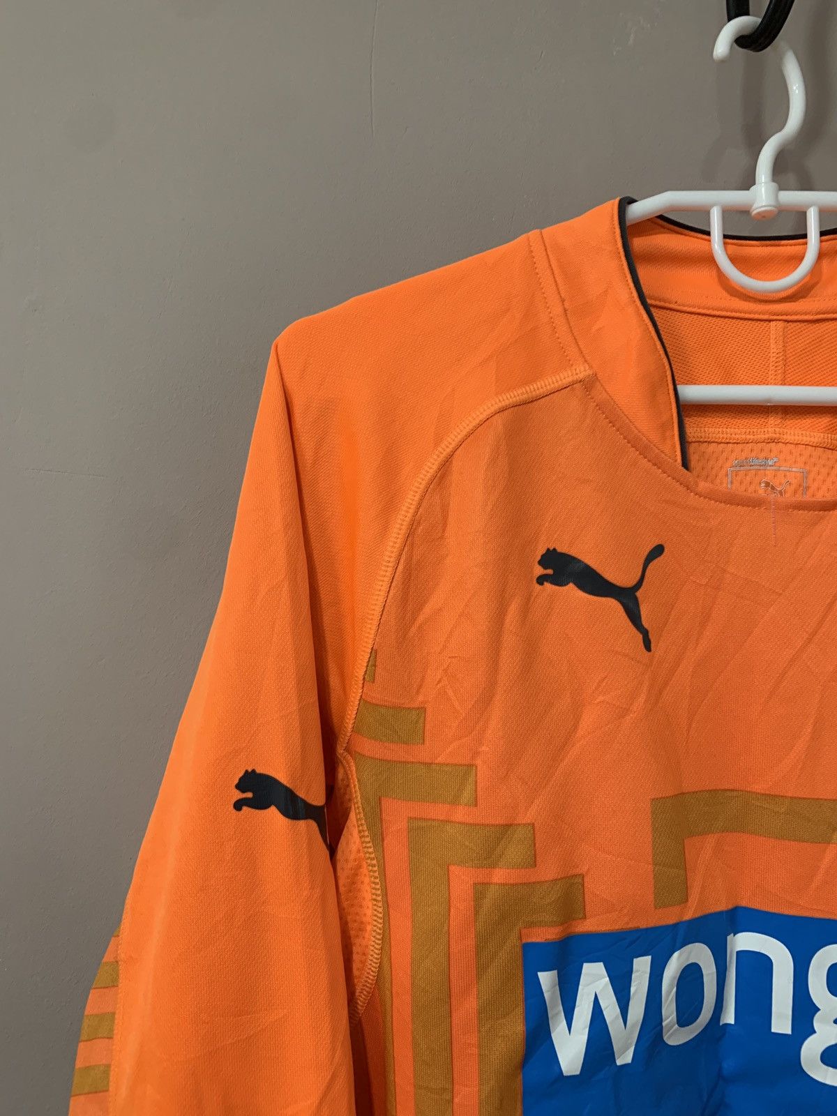 Puma Newcastle United Goalkeeper Football Shirt Puma Soccer Size US S / EU 44-46 / 1 - 3 Thumbnail