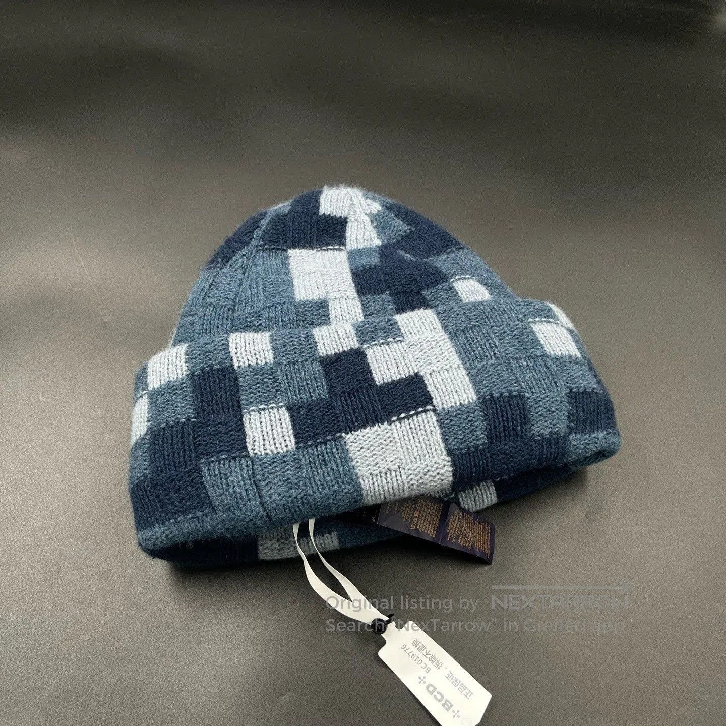 Louis Vuitton Louis Vuitton Checkered Beaded Logo Knit Hat. Size ONE SIZE - 3 Thumbnail