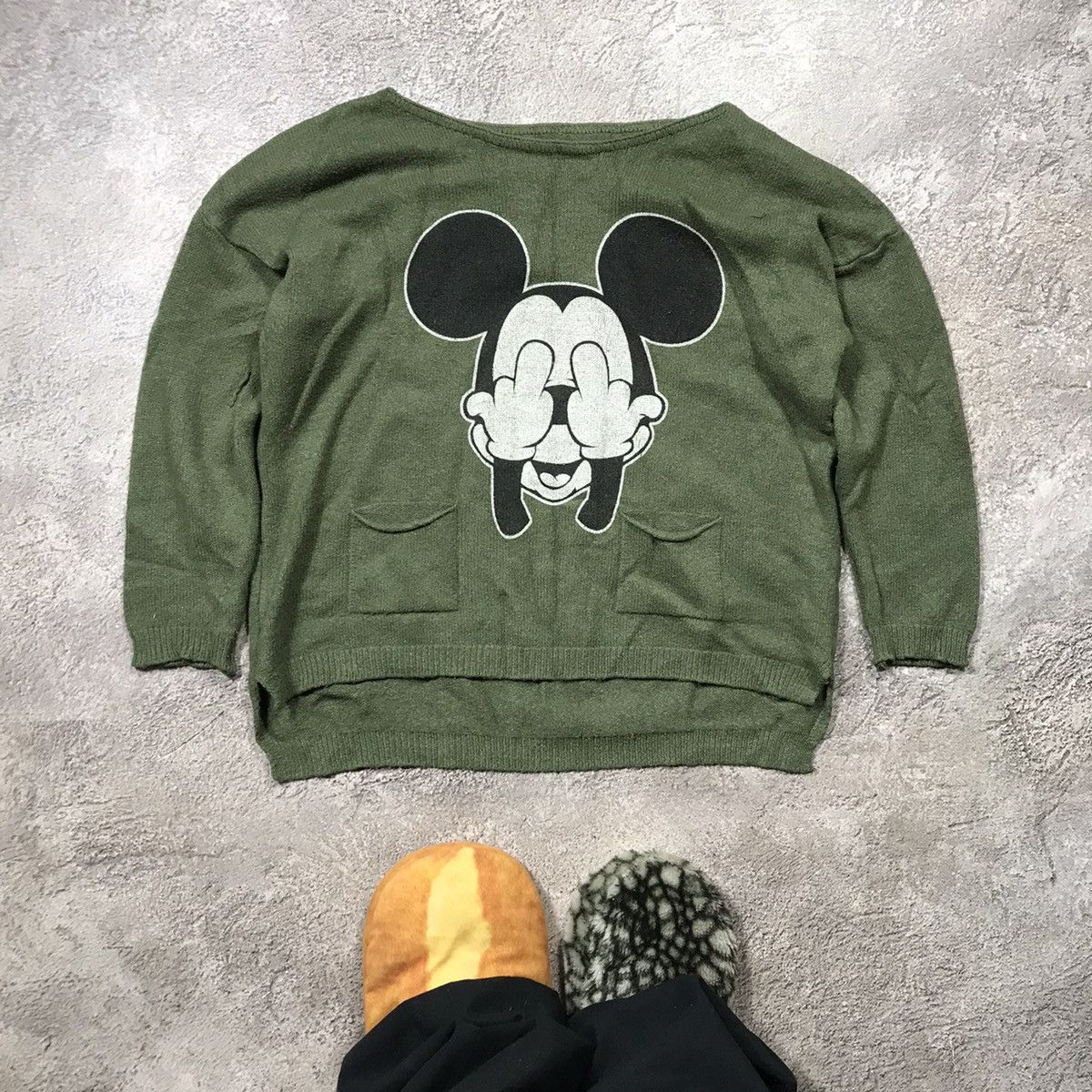 Vintage Vintage Y2K Mickey Mouse Oversized Graphic Sweatshirt Street Size M / US 6-8 / IT 42-44 - 1 Thumbnail