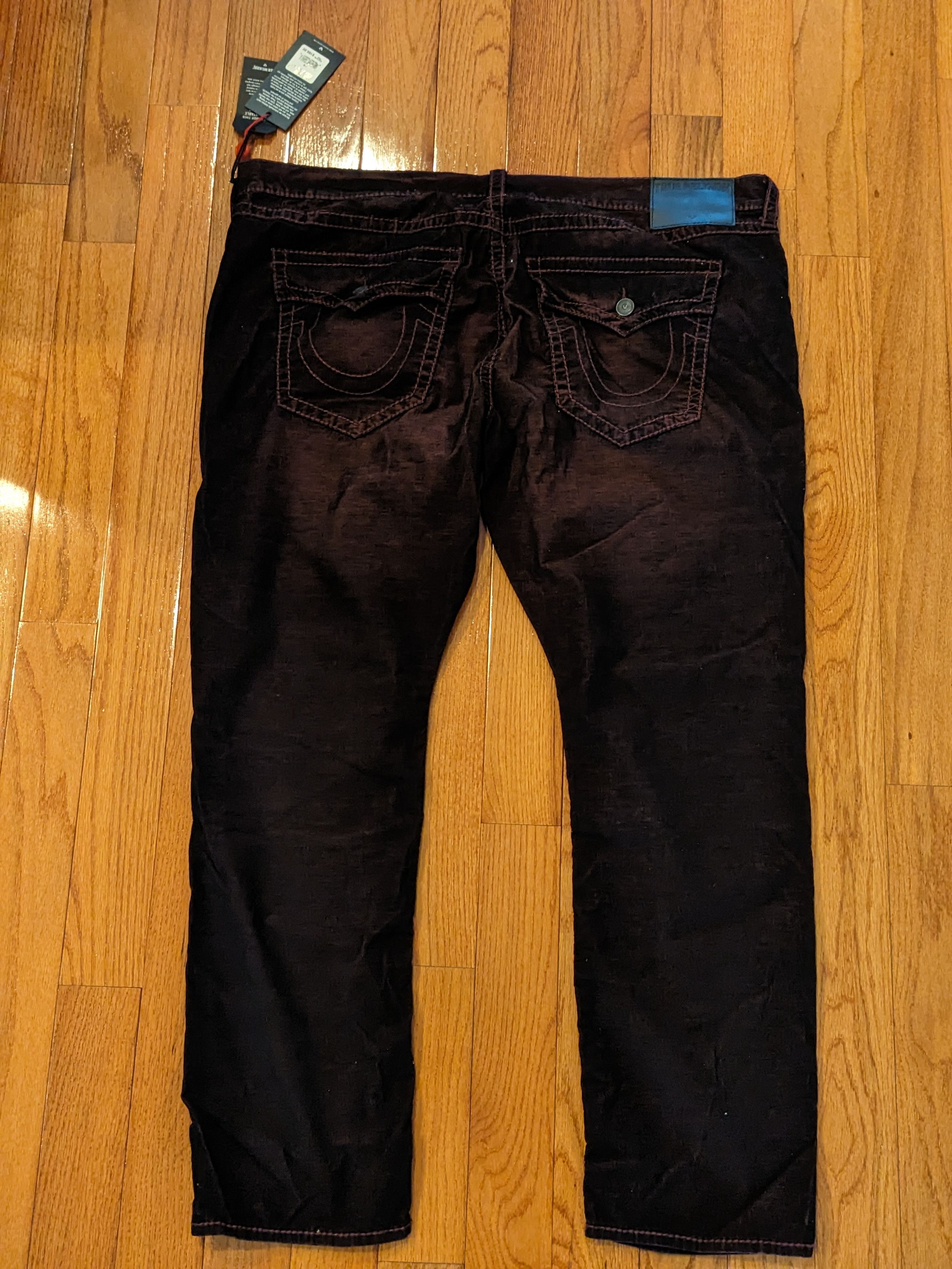 True Religion Ricky with Flap Big T M859NTX8 Pants