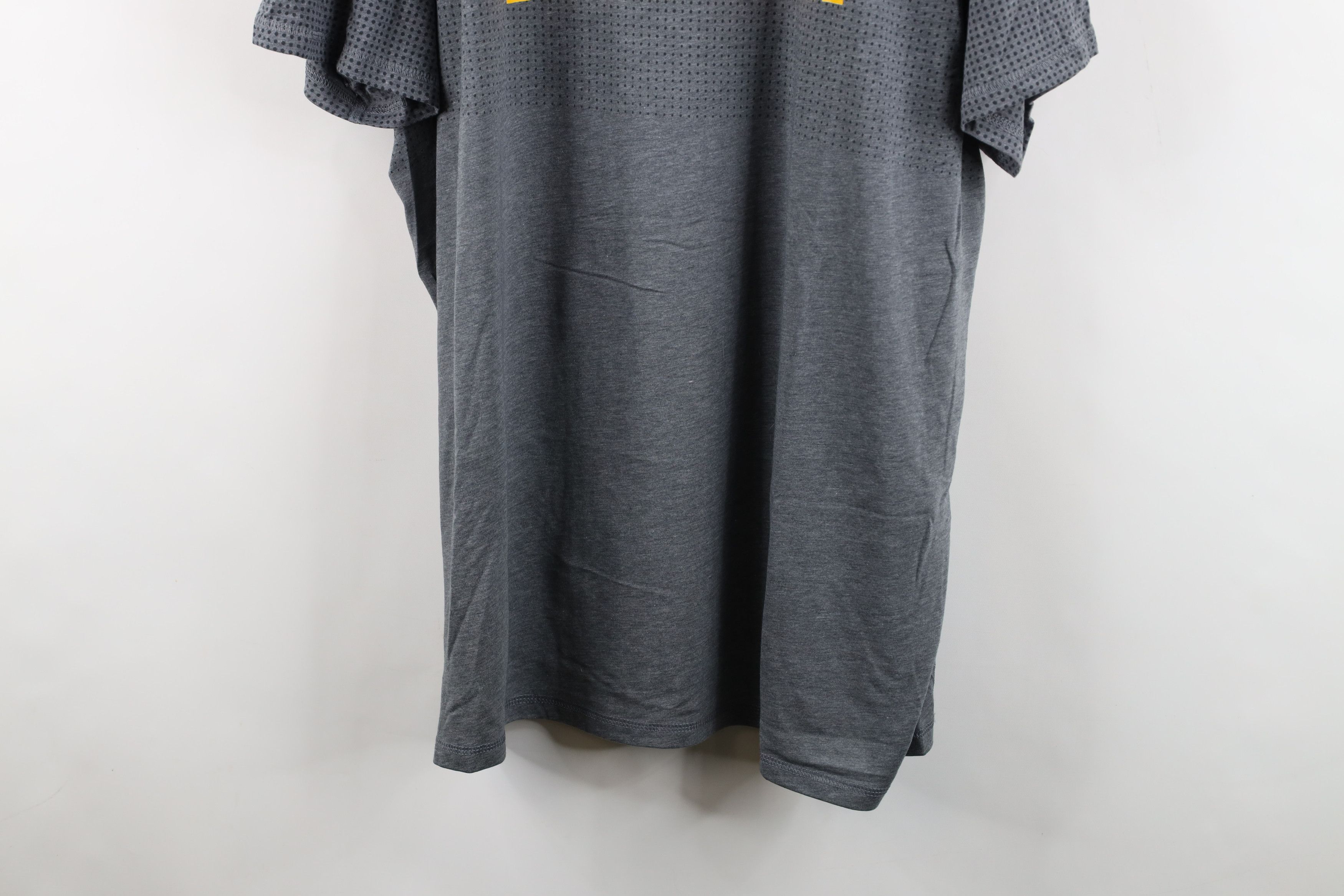 Adidas Adidas Aeroknit Cavaliers Basketball Short Sleeve T-Shirt Size US XXL / EU 58 / 5 - 3 Thumbnail