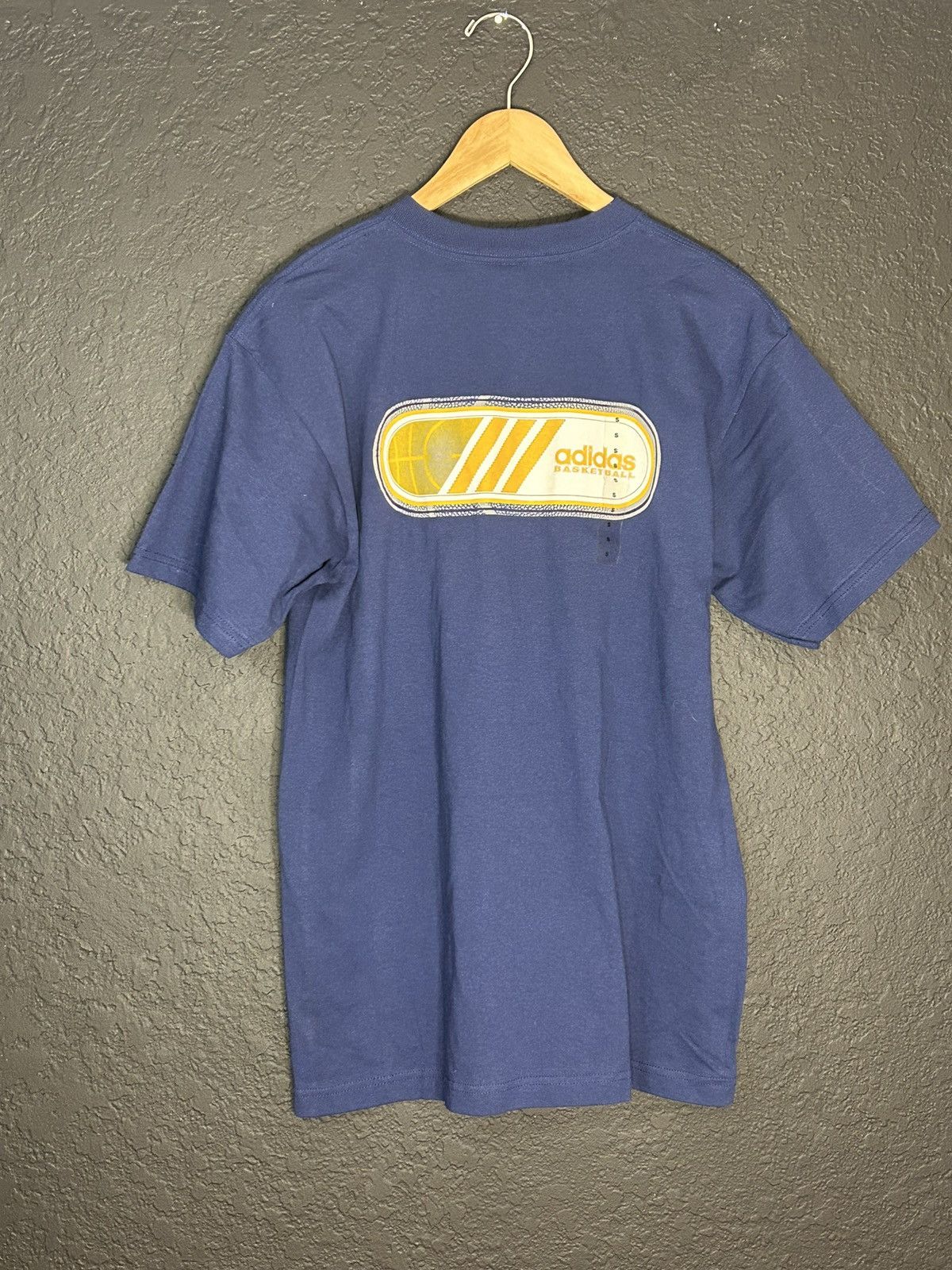 Adidas Y2K NWT Adidas Basketball T Shirt Size US S / EU 44-46 / 1 - 7 Thumbnail
