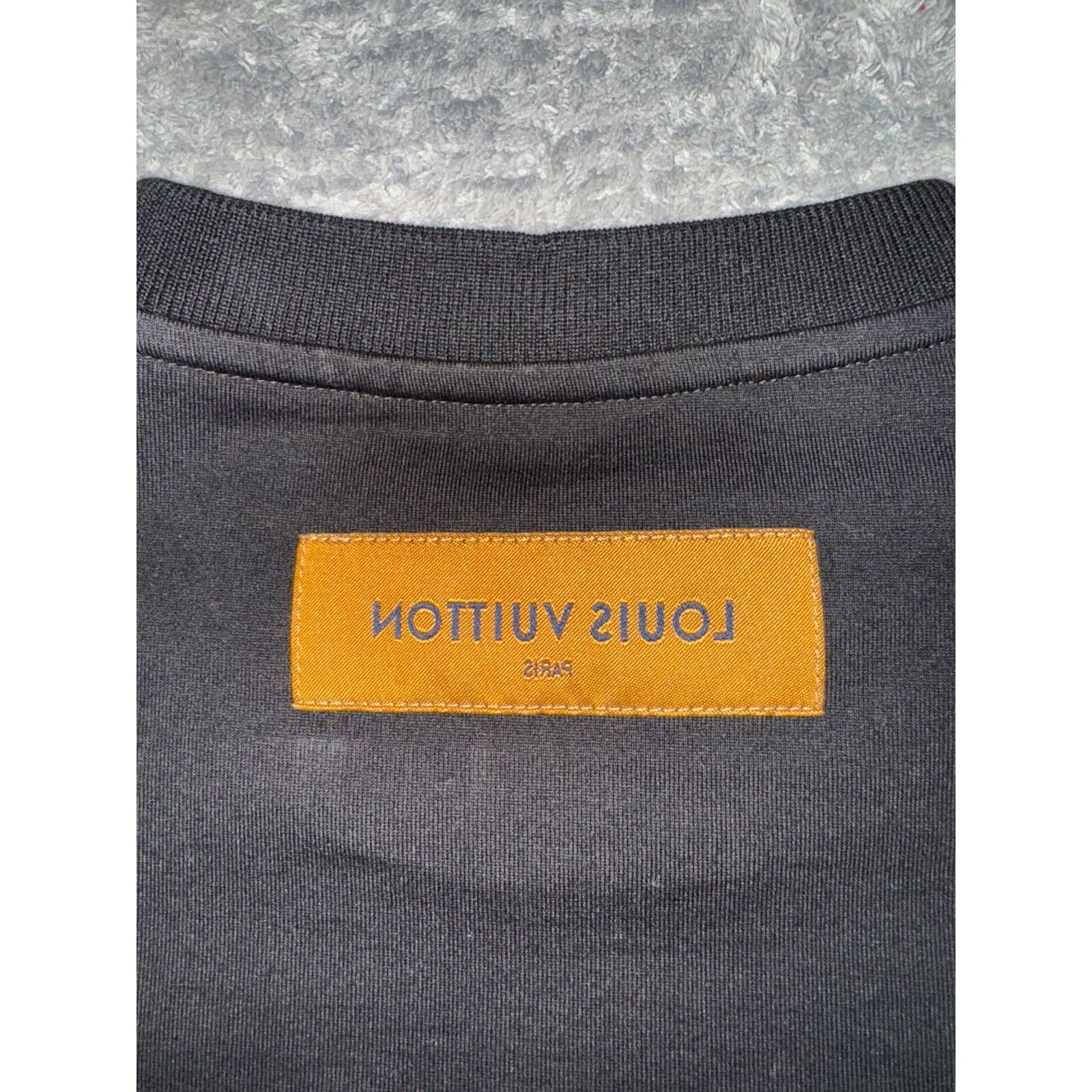 Louis Vuitton Louis Vuitton LV Cartoons Jacquard Black White Logo Short Size US L / EU 52-54 / 3 - 10 Thumbnail