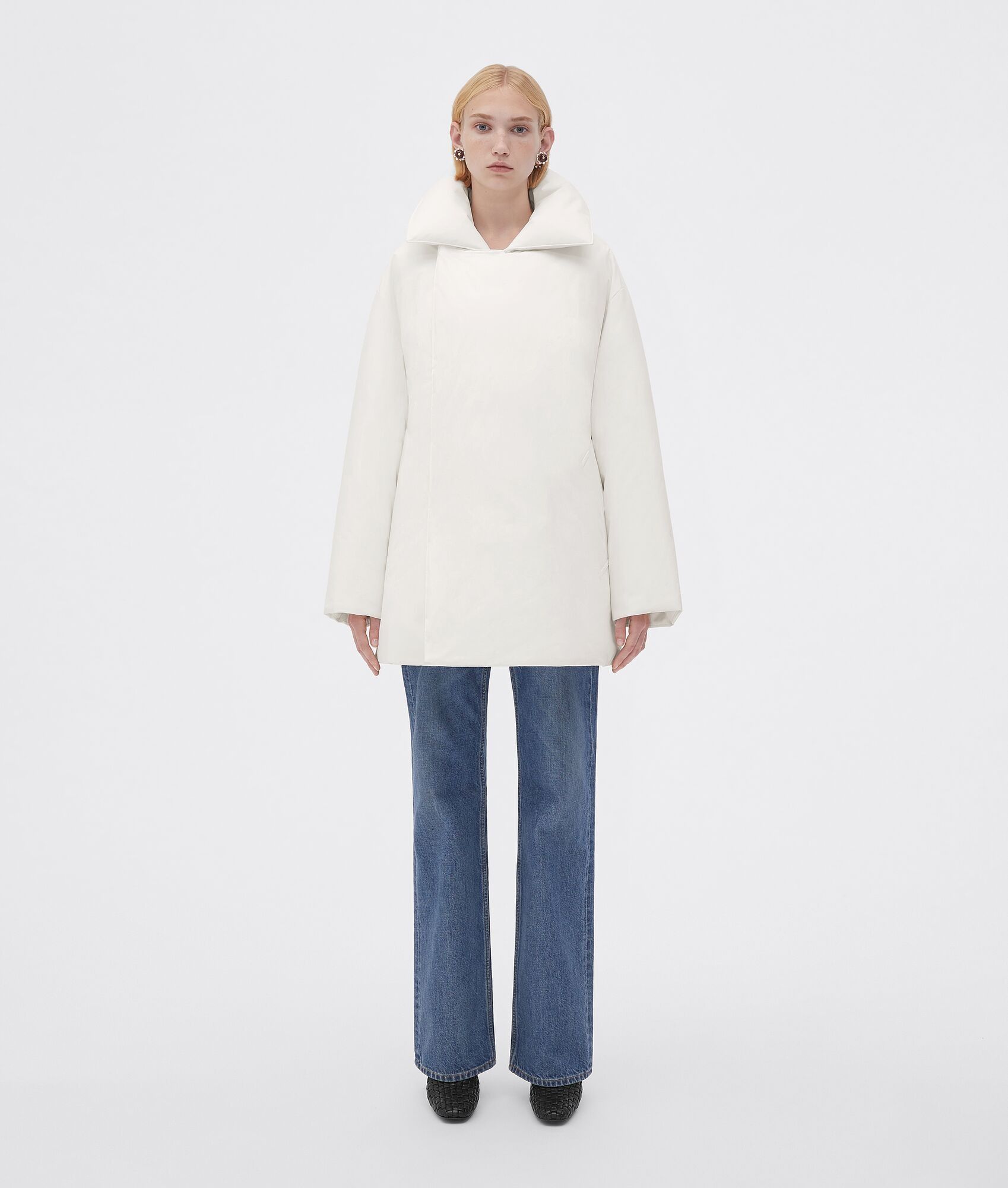 Bottega Veneta o1loc1c0824 717001 Frosted Poplin Puffer Jacket in White Size S / US 4 / IT 40 - 3 Thumbnail