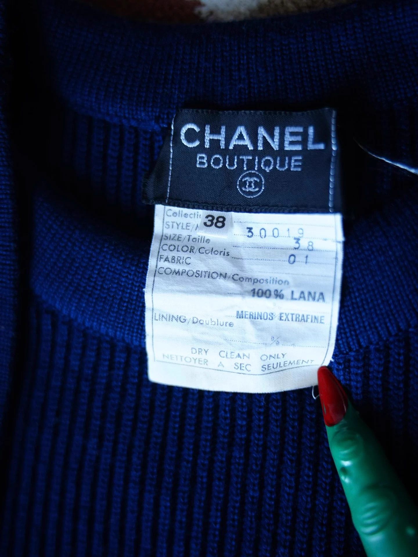 Chanel Chanel 1989 Vintage Royal Blue Wool Crewneck Sweater FR38 French Made Size S / US 4 / IT 40 - 7 Thumbnail