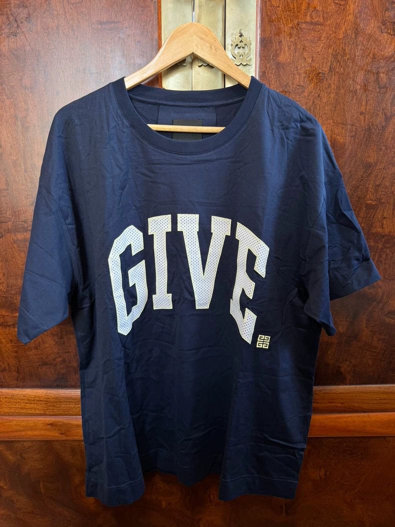 Givenchy Classic short-sleeve T-shirt unique large letter