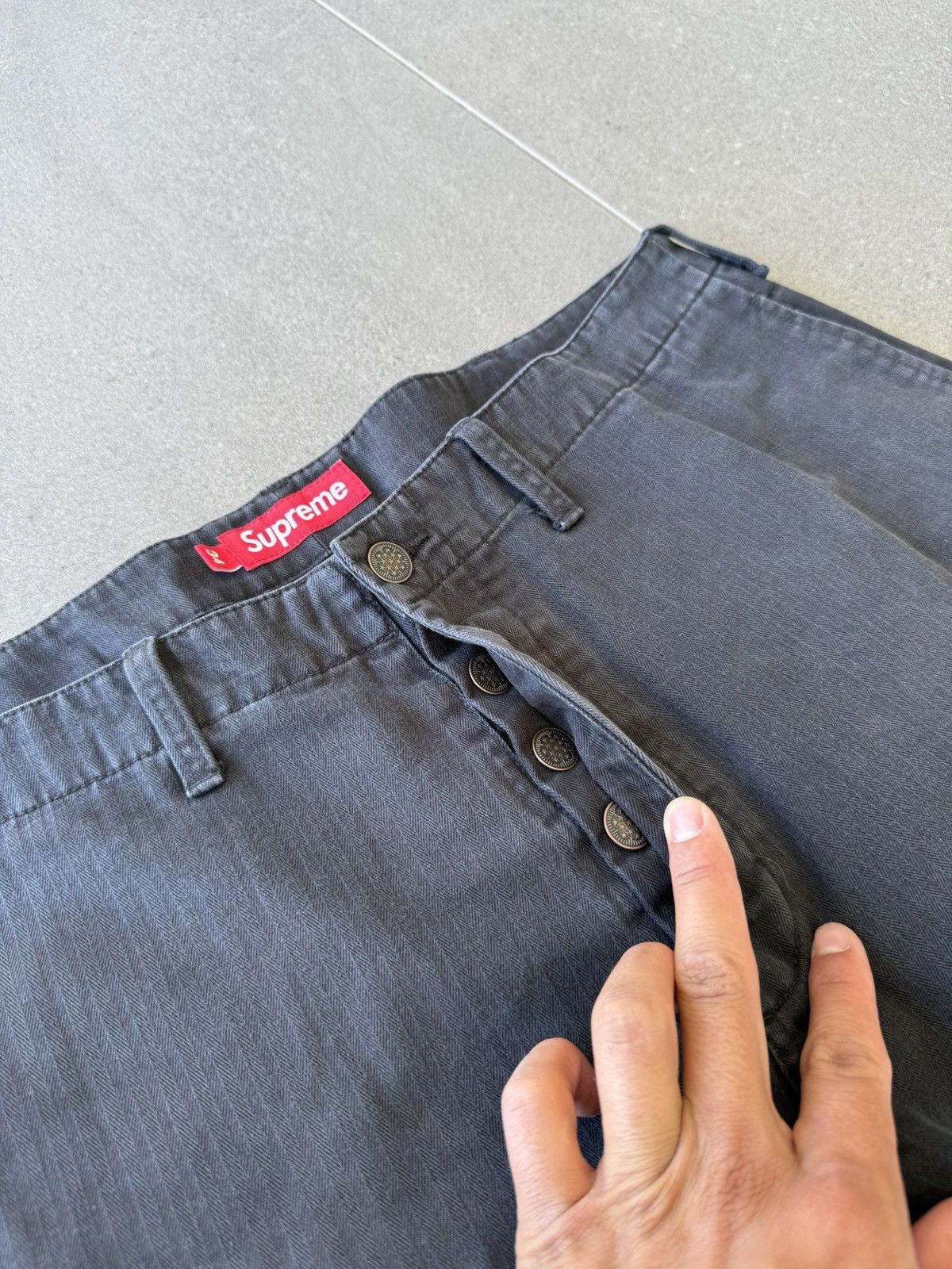 Supreme washed herringbone chino pants 34