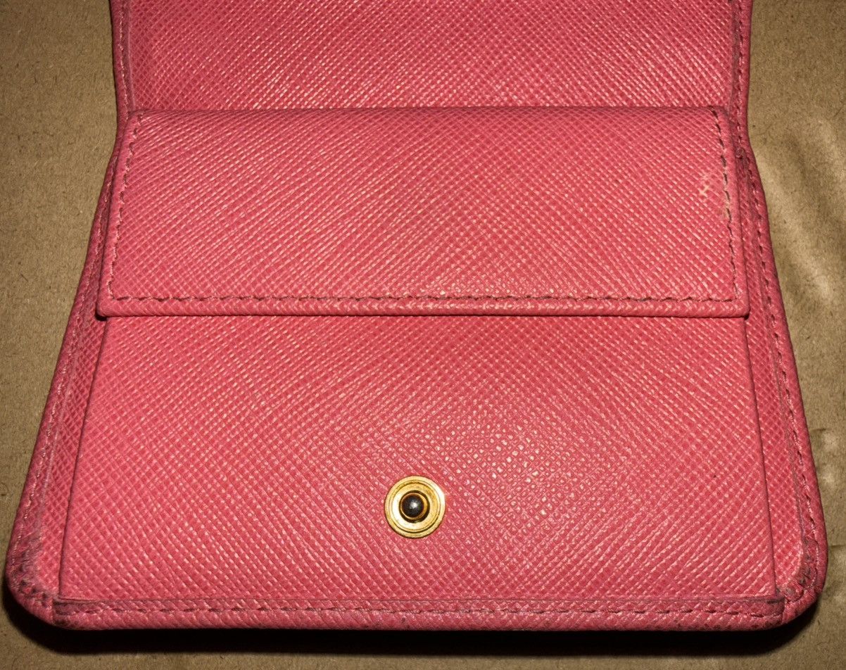 Prada Prada Pink Saffiano tri-fold leather wallet w/ Gold Badge! Size ONE SIZE - 11 Thumbnail