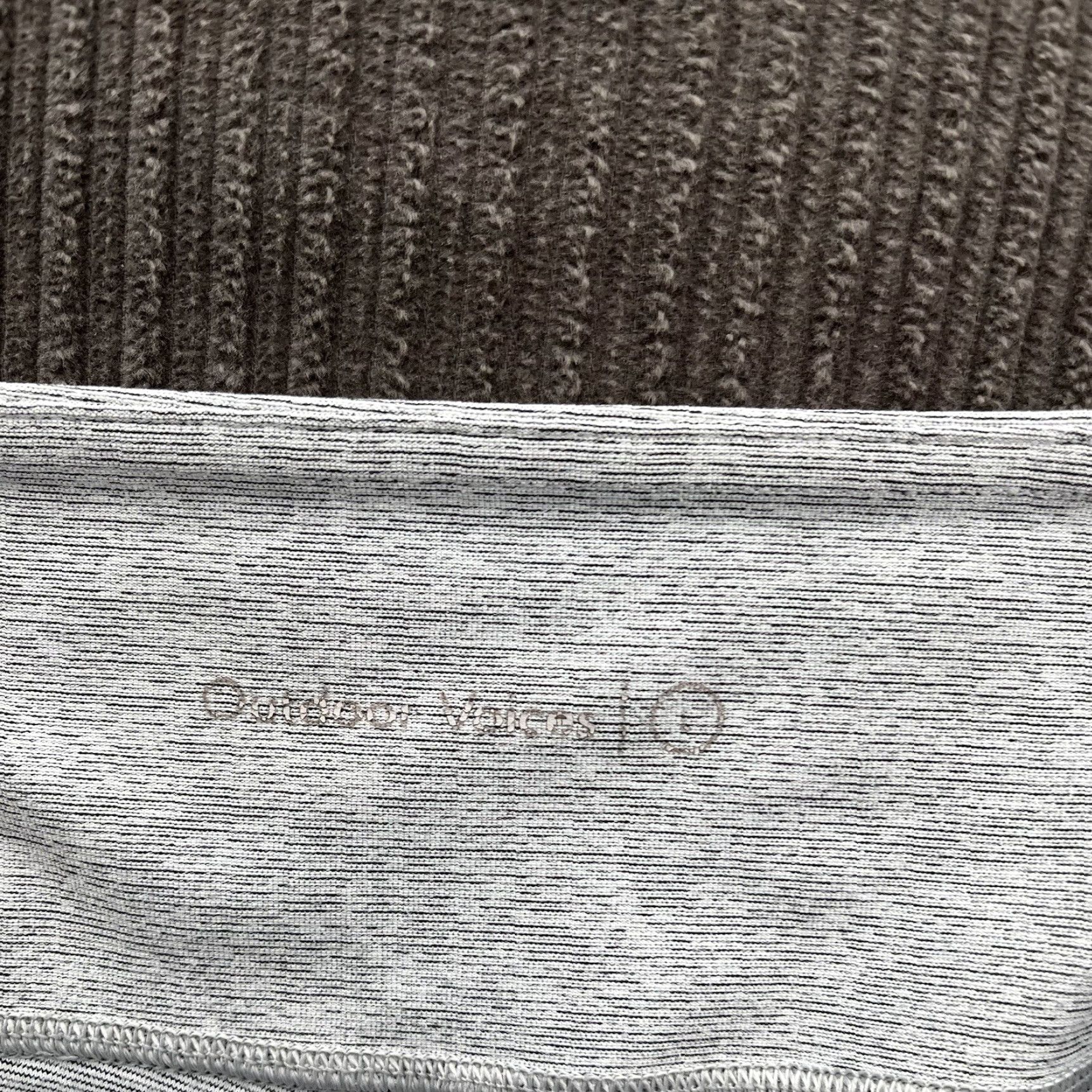 Outdoor Voices Outdoor Voices Women Capri Leggings Size Large Gray Polyester Gym Workout Leggings Capri Athleisure Womens Size 36" / US 14 / IT 50 - 3 Thumbnail
