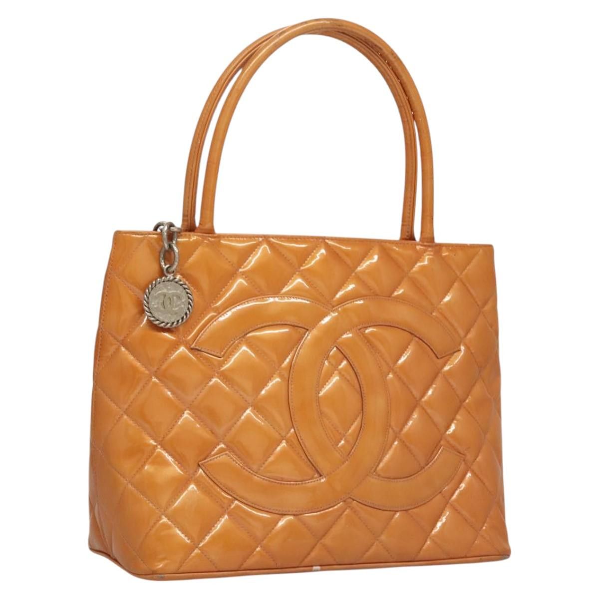 Chanel Standard Tote Bag Patent Leather Beige Cc Auth 117843, Women's