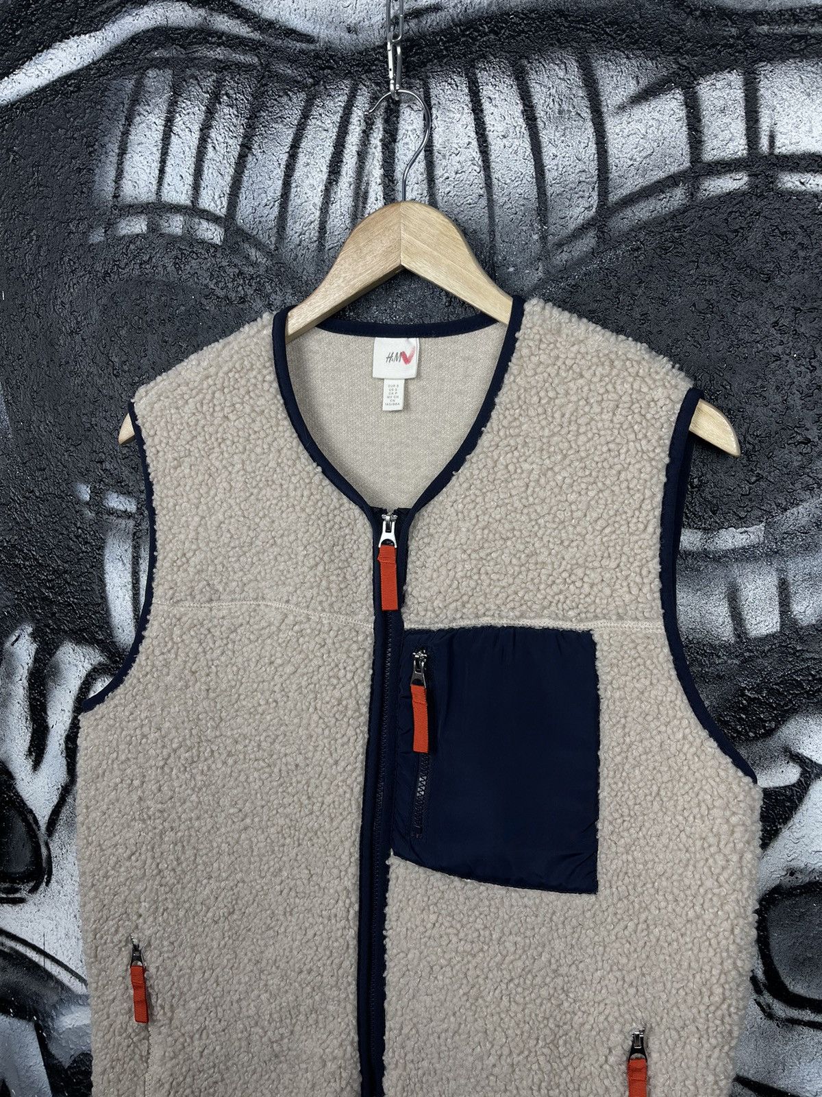 H&M H&M Casual Sherpa Full Zip Teddy Vest Size Small Size US S / EU 44-46 / 1 - 2 Thumbnail