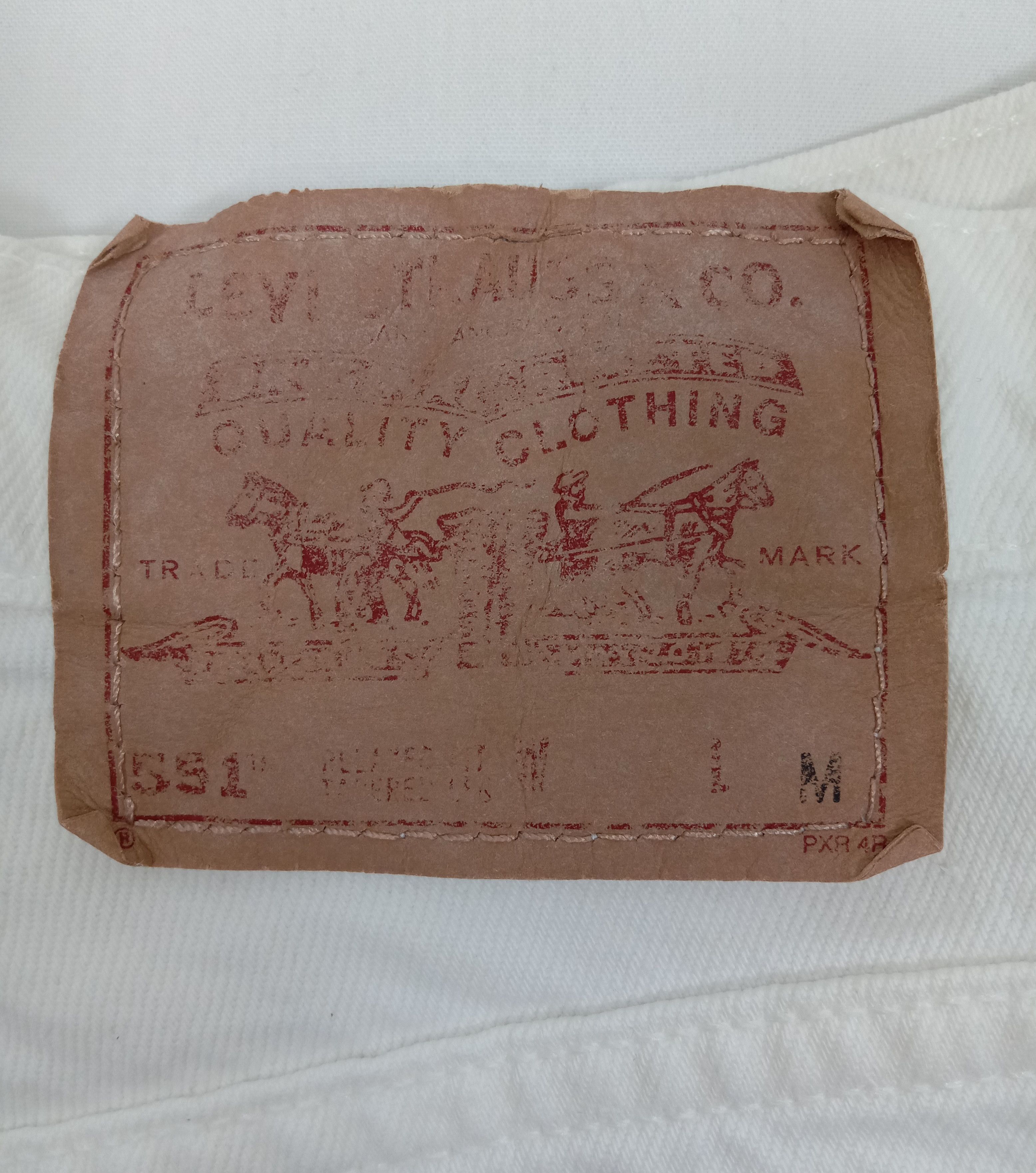 Vintage 90s Levi’s 551 Jeans Relaxed Fit White Denim
