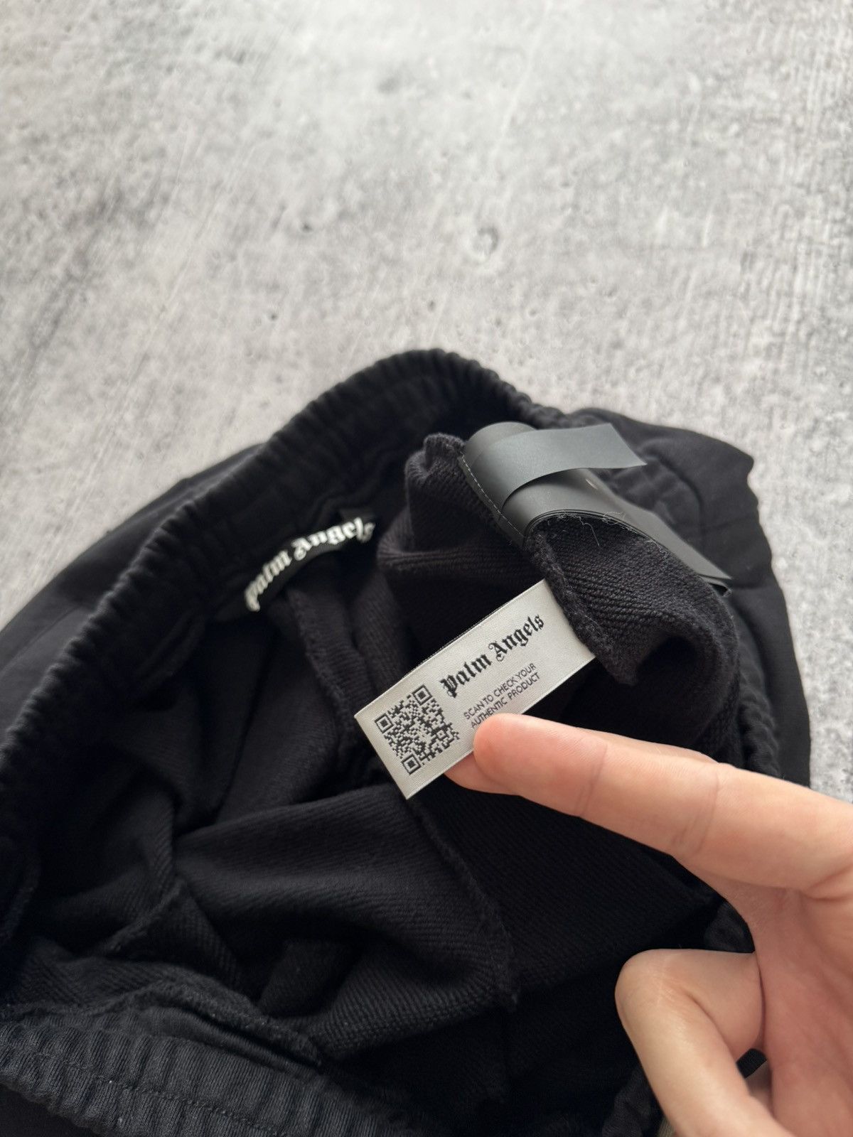 Palm Angels Palm Angels Sweatpants Joggers Classic Logo Black Size L Size US 34 / EU 50 - 16 Thumbnail