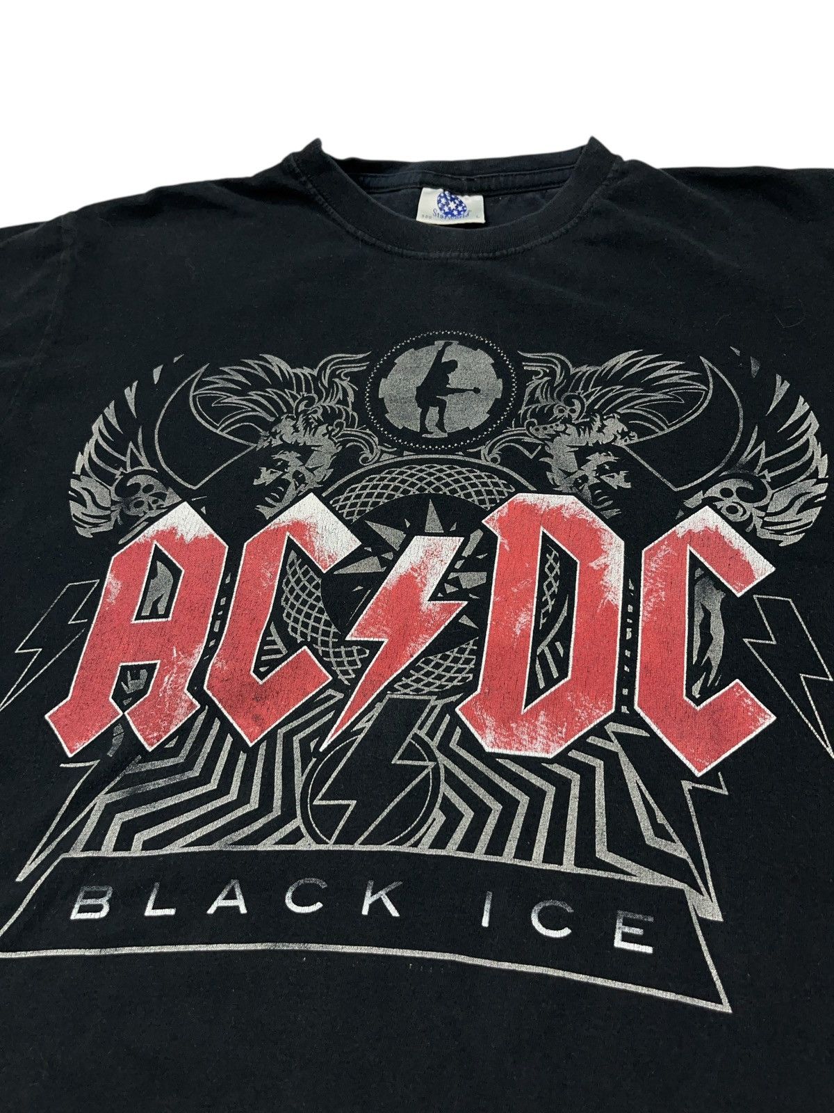 AC/DC × Band Tees × Vintage Vintage AC/DC Black Ice 00s Rock Band T-shirt Size US L / EU 52-54 / 3 - 2 Thumbnail