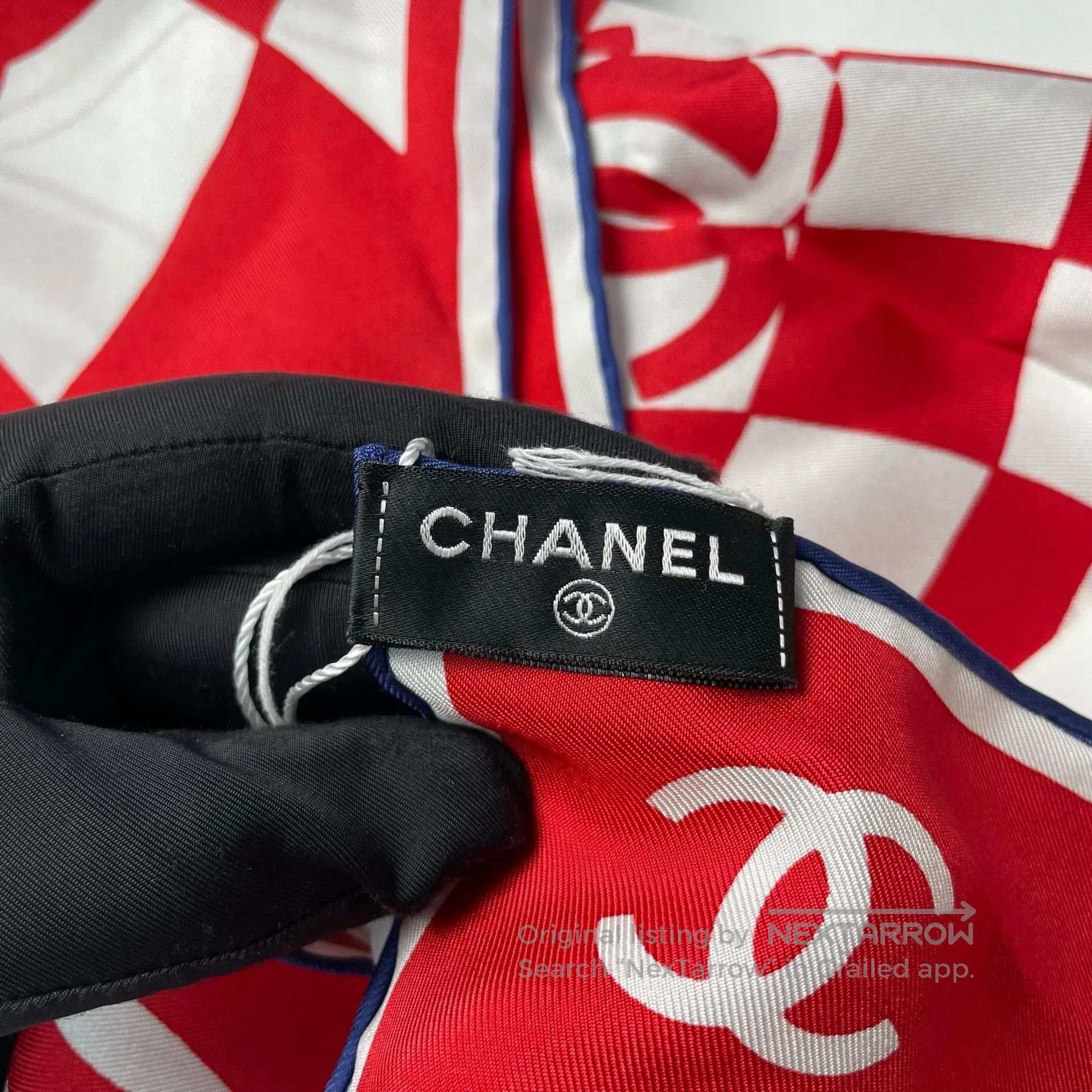 Chanel Chanel Double C Logo Color Block Graffiti Real Silk Square Size ONE SIZE - 6 Thumbnail