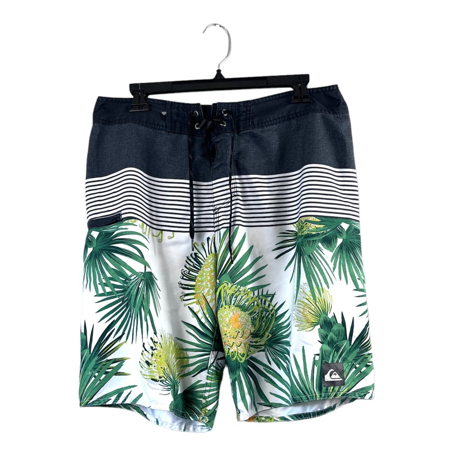 Quiksilver Men's Quicksilver Swimming Trunks 33 Size US 32 / EU 48 - 1 Thumbnail