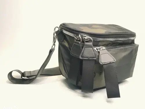 Japanese Brand Fashion camouflage zip shoulder side bag crossbody Size ONE SIZE - 3 Thumbnail
