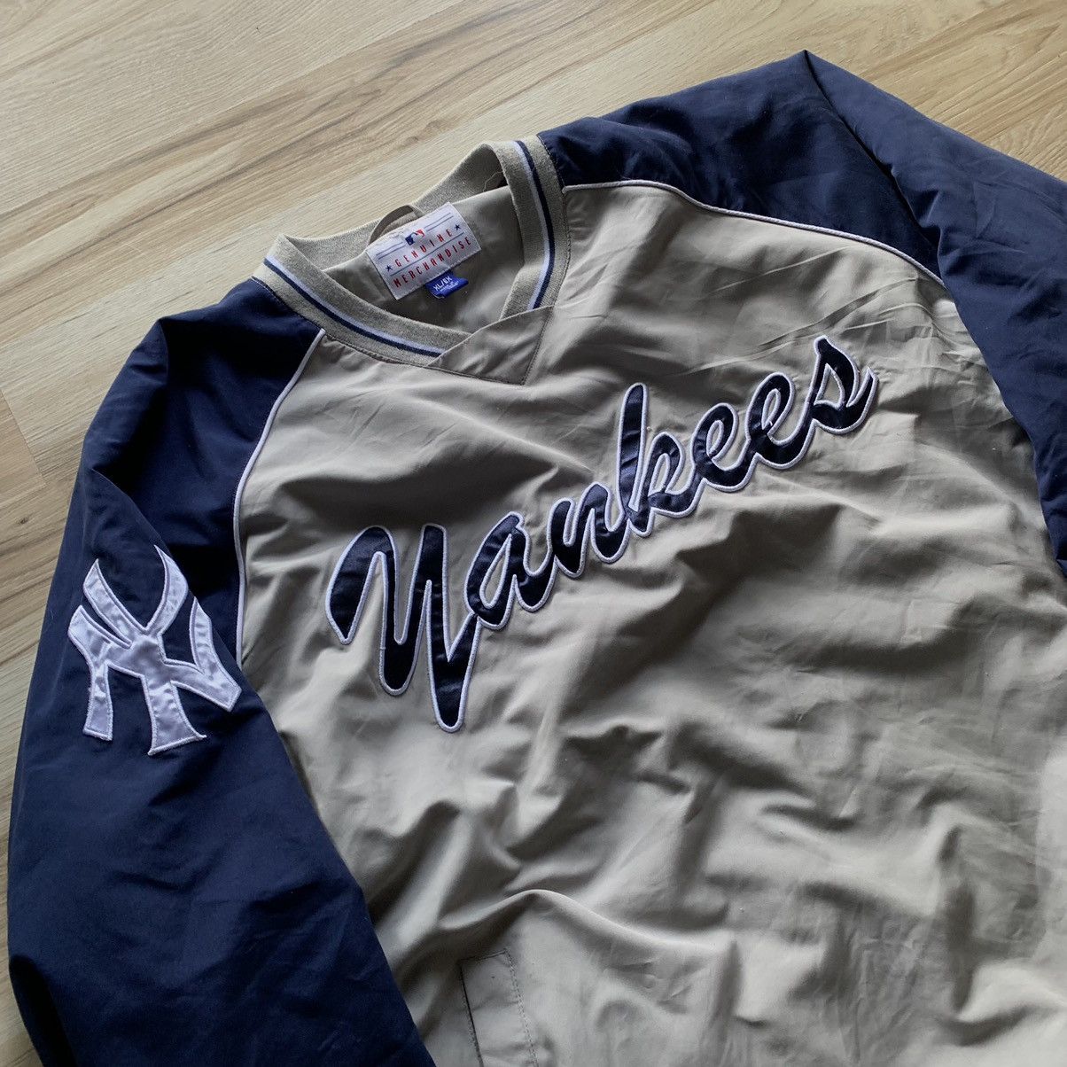 Other NY Yankees Baggy Essential Sports Crewneck Windbreaker Rare Size US XL / EU 56 / 4 - 2 Thumbnail